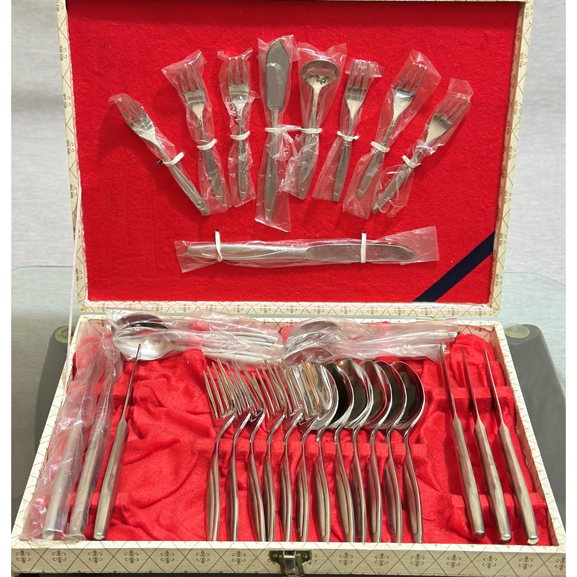 سرویس 33 پاچه قاشق و چنگال ژاپنی