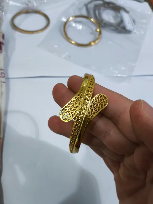 دستبند رنگ ثابت کاملاً نو