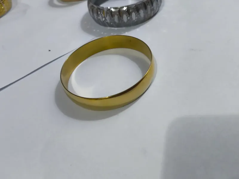 النگو استیل رنگ ثابت