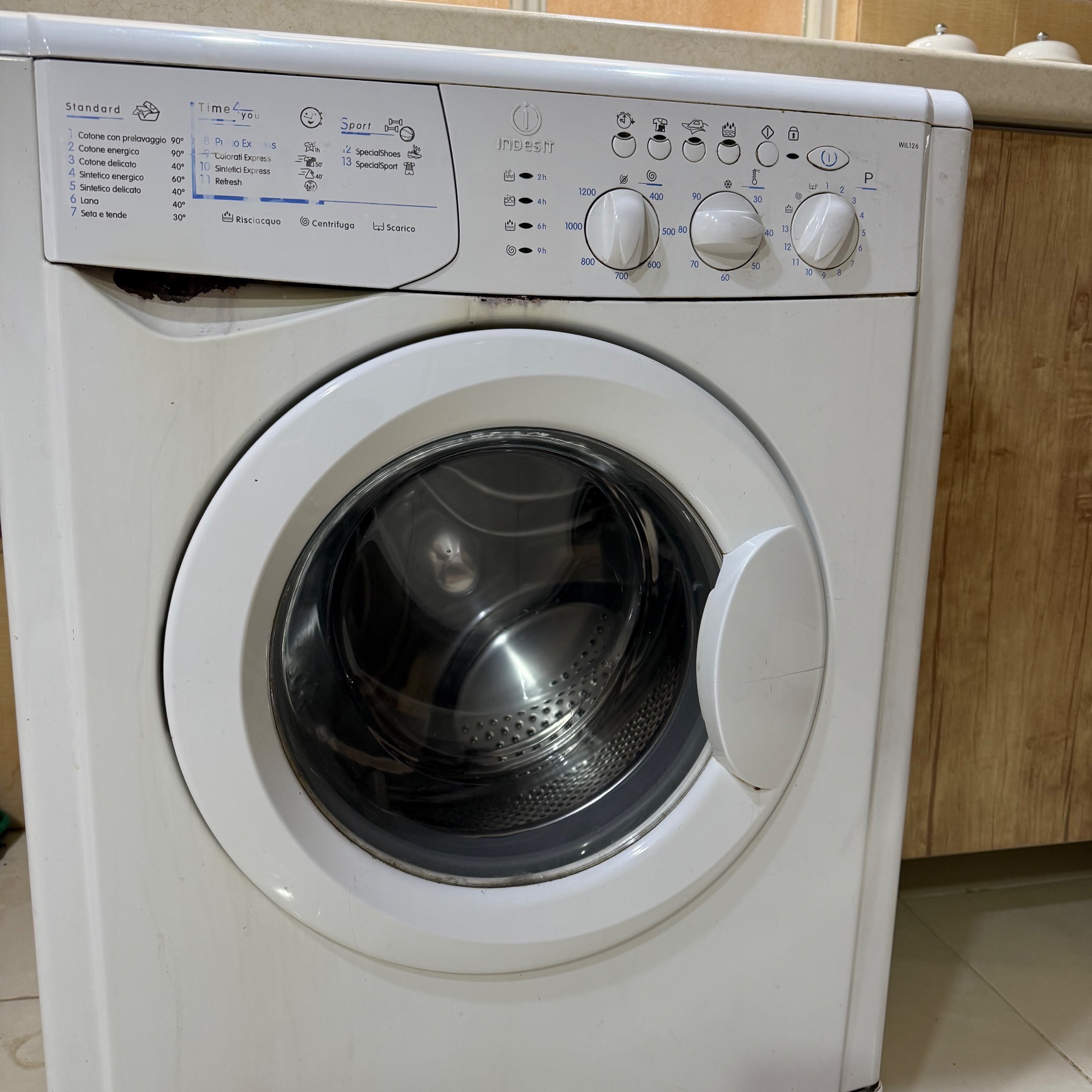 لباسشویی ایندزیت 0