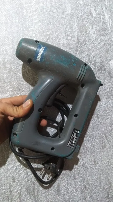 منگنه کوب برقی