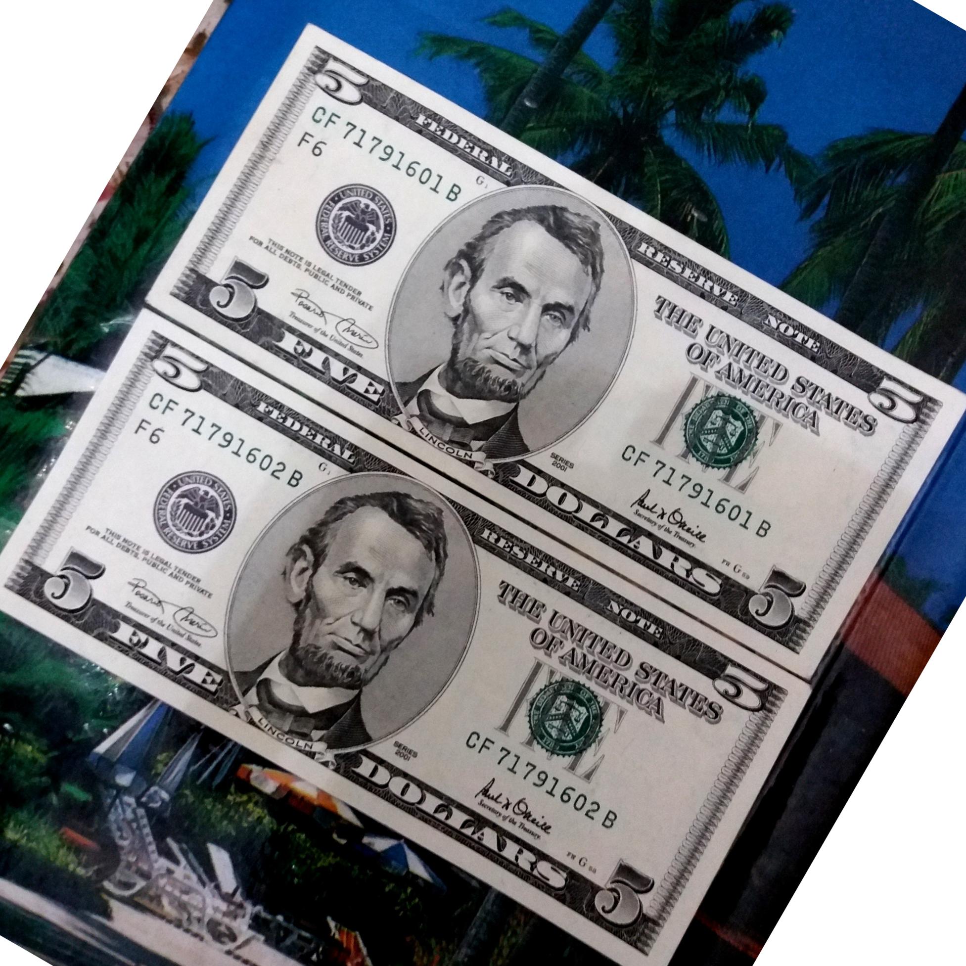 جفت 5دلاری سفید سوپربانکی 2001