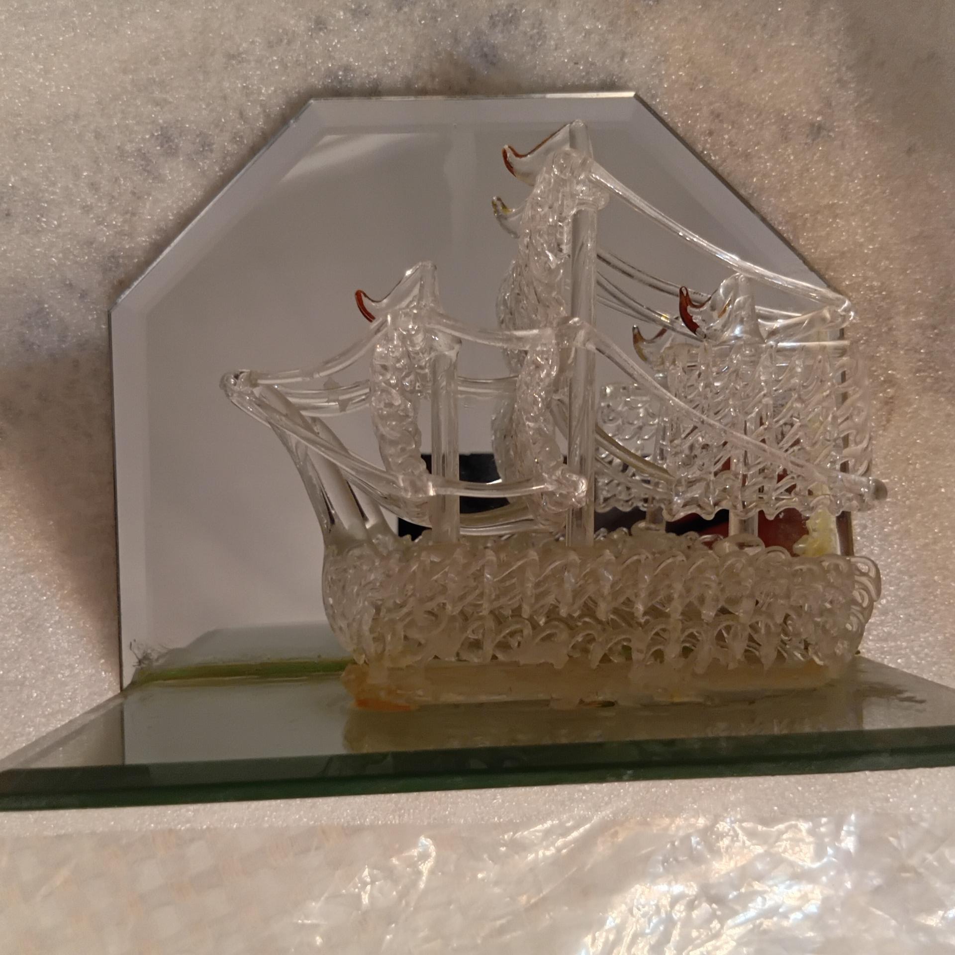 کشتی شیشه ایی آنتیک