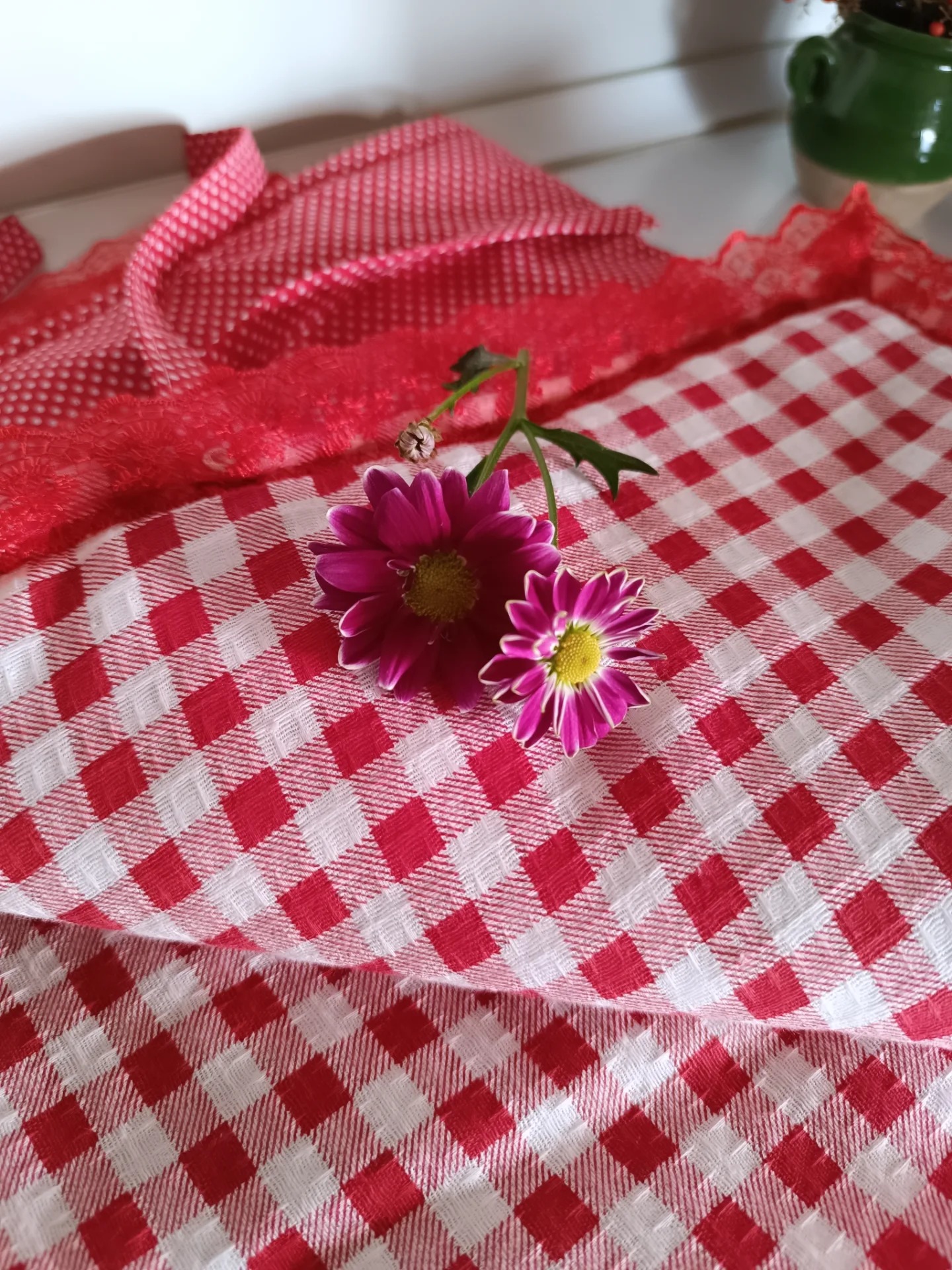 نمگیر چهارخونه نخی