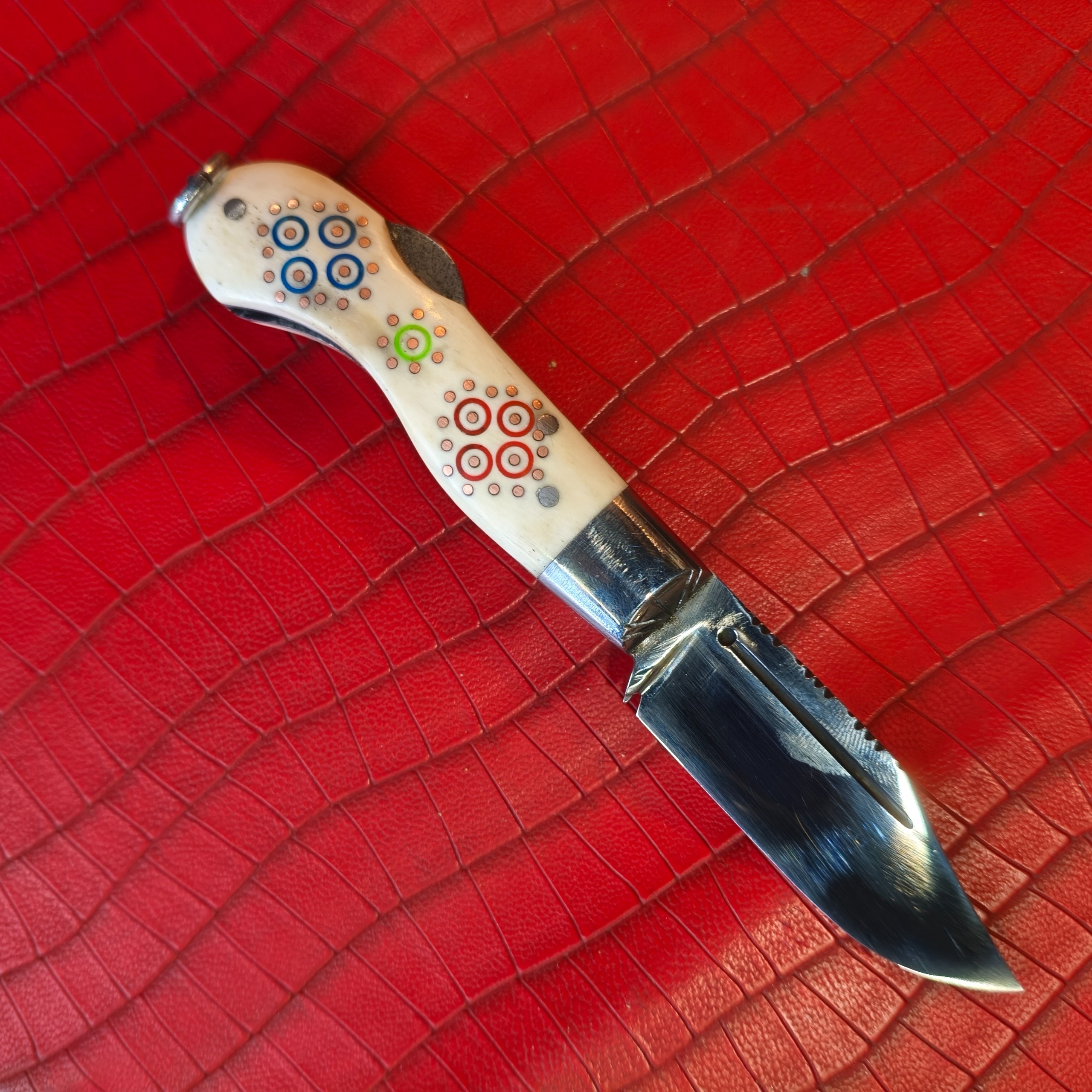 چاقوی ضامن دار دسته استخوان بابا