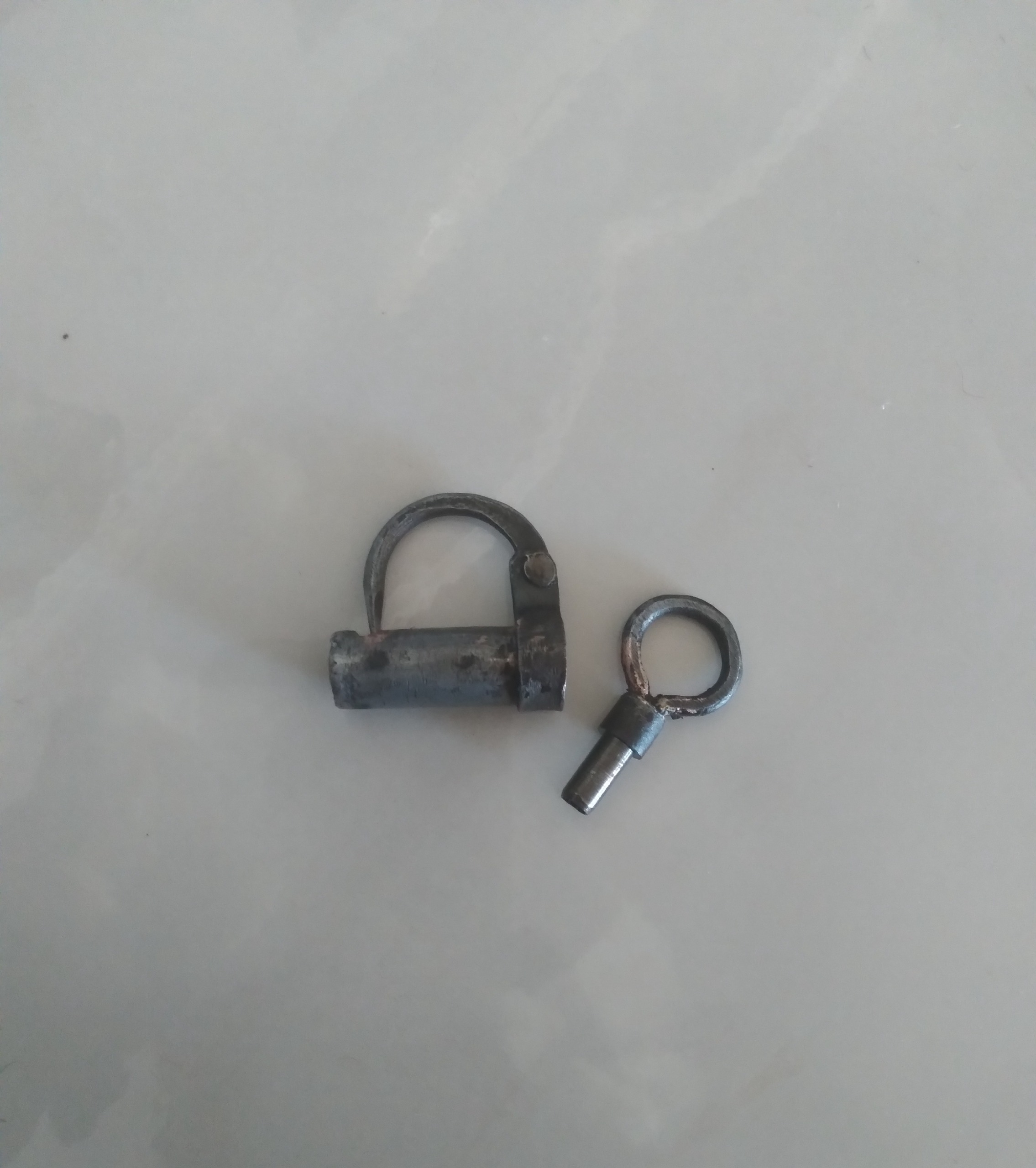 قفل قدیمی قاجاری