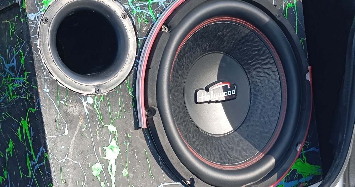 ساب هلیوود 500rms واقعی