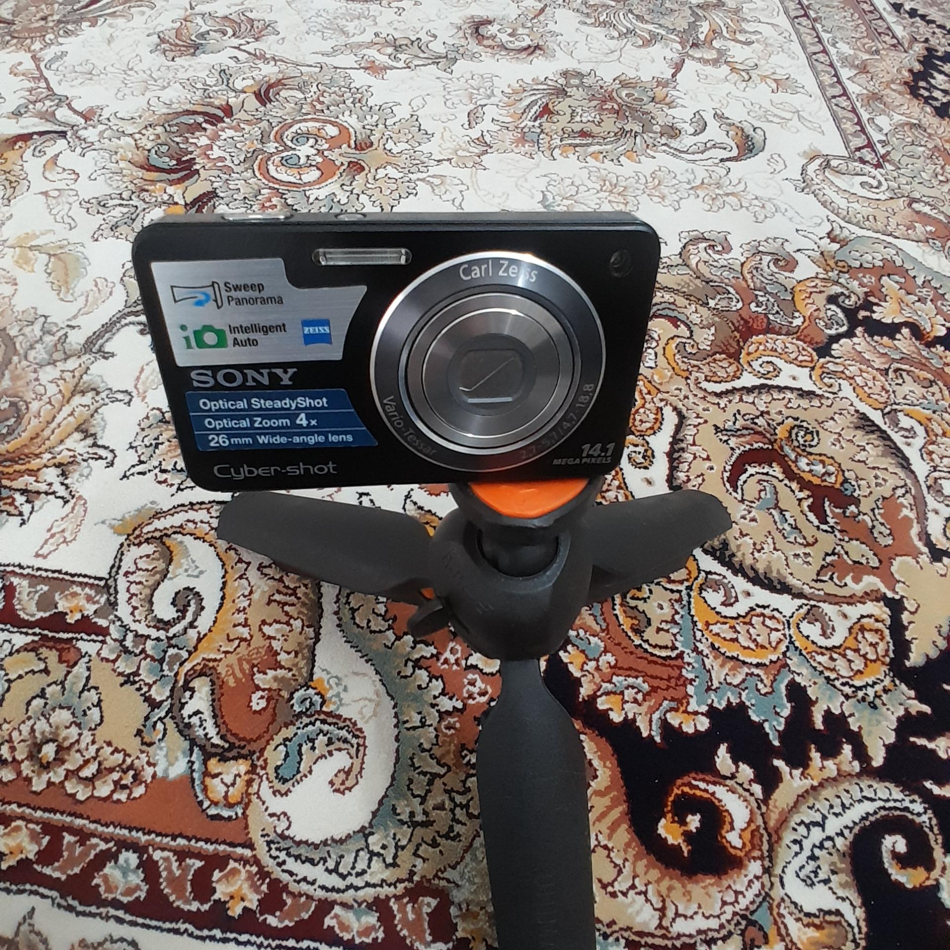 دوربین عکاسی وفیلم برداری سونی