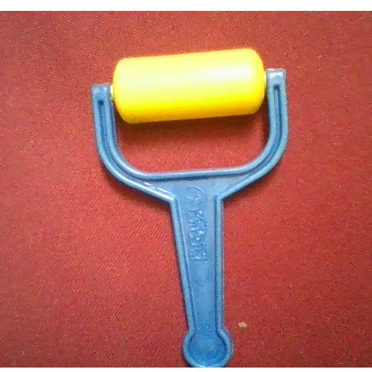 غلتک دستی با چرخ و فلک