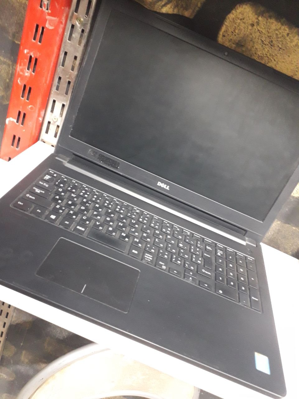 DELL LATILUDE 3560