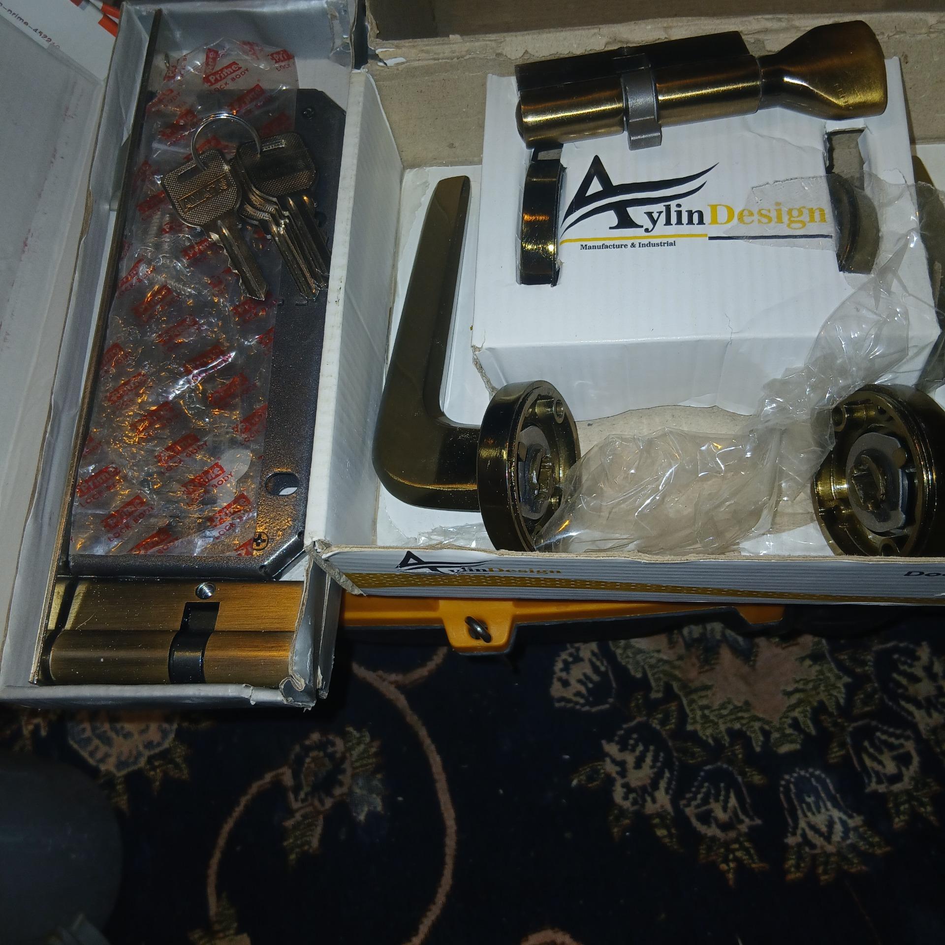 دستگیره درب چوبی