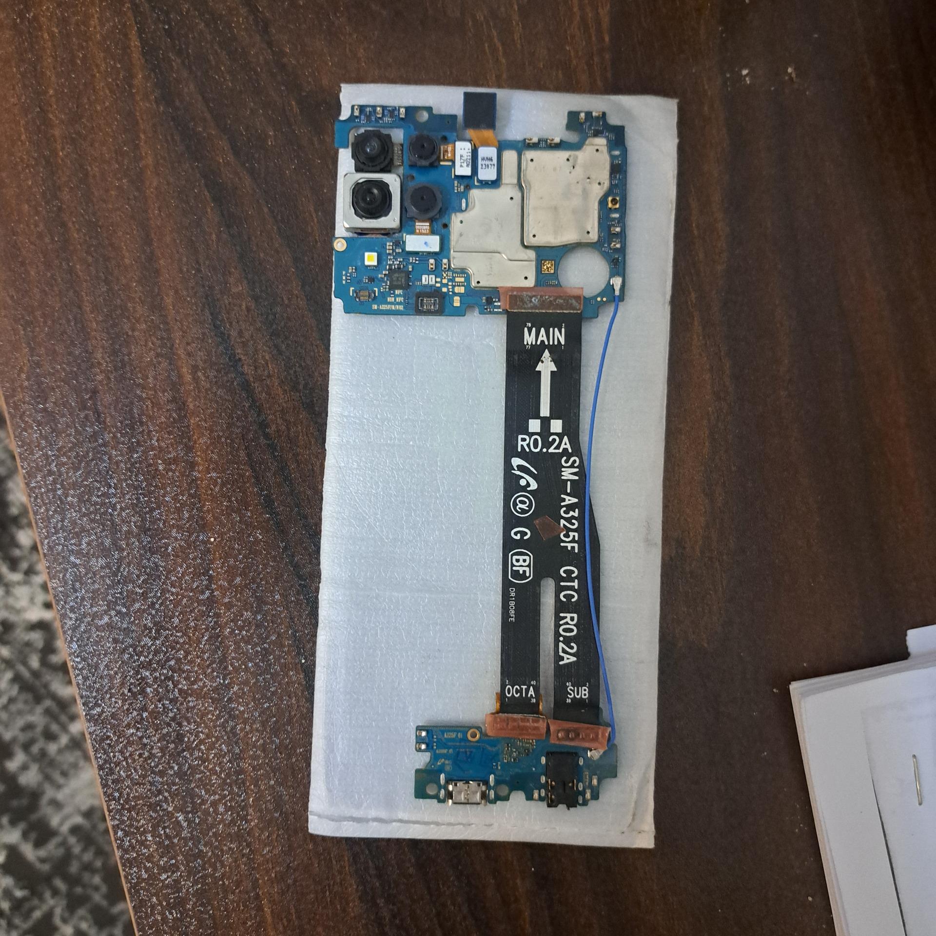 بردگوشی a22 و128گیگ و4g