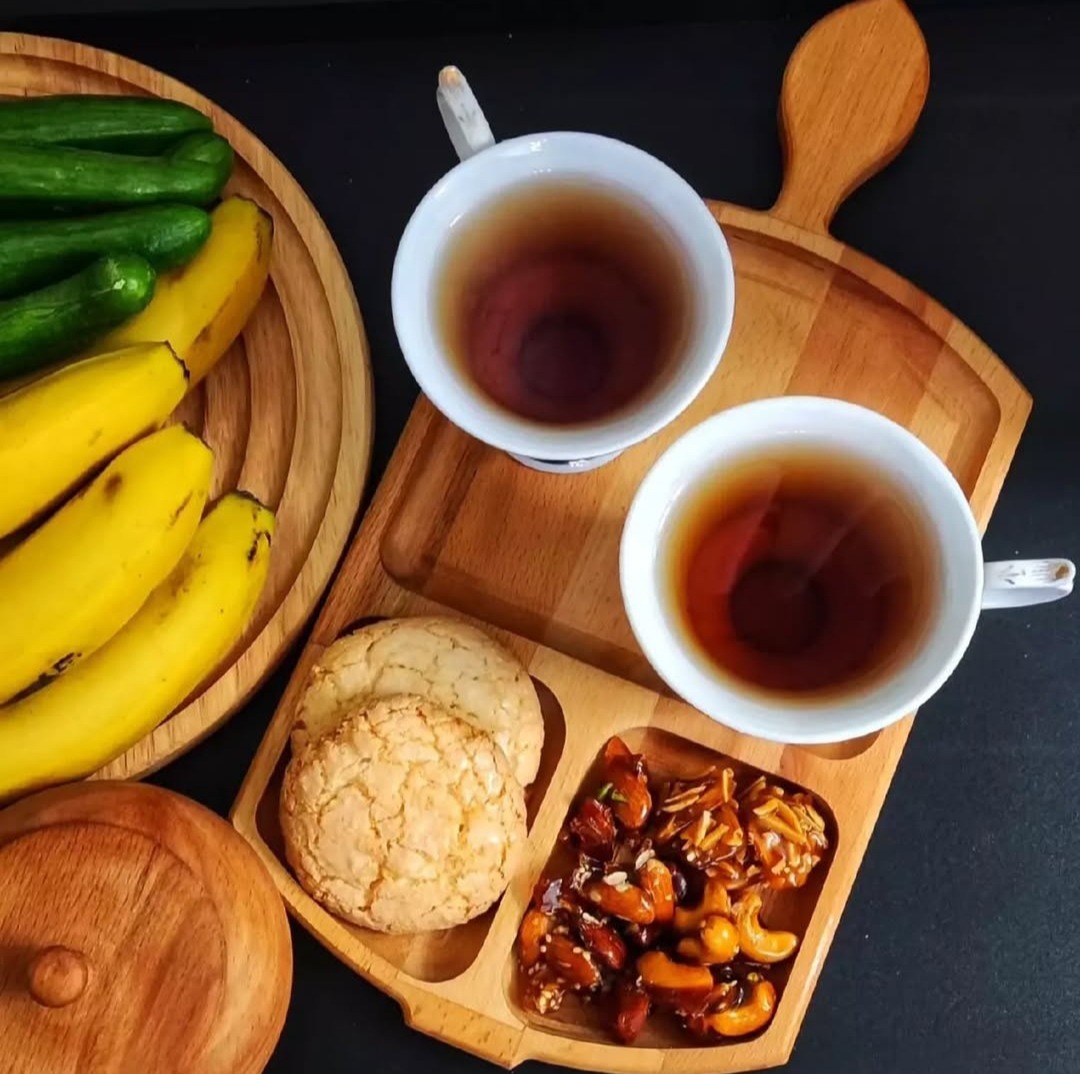 تخته سرو ، تخته پذیرایی و مزه