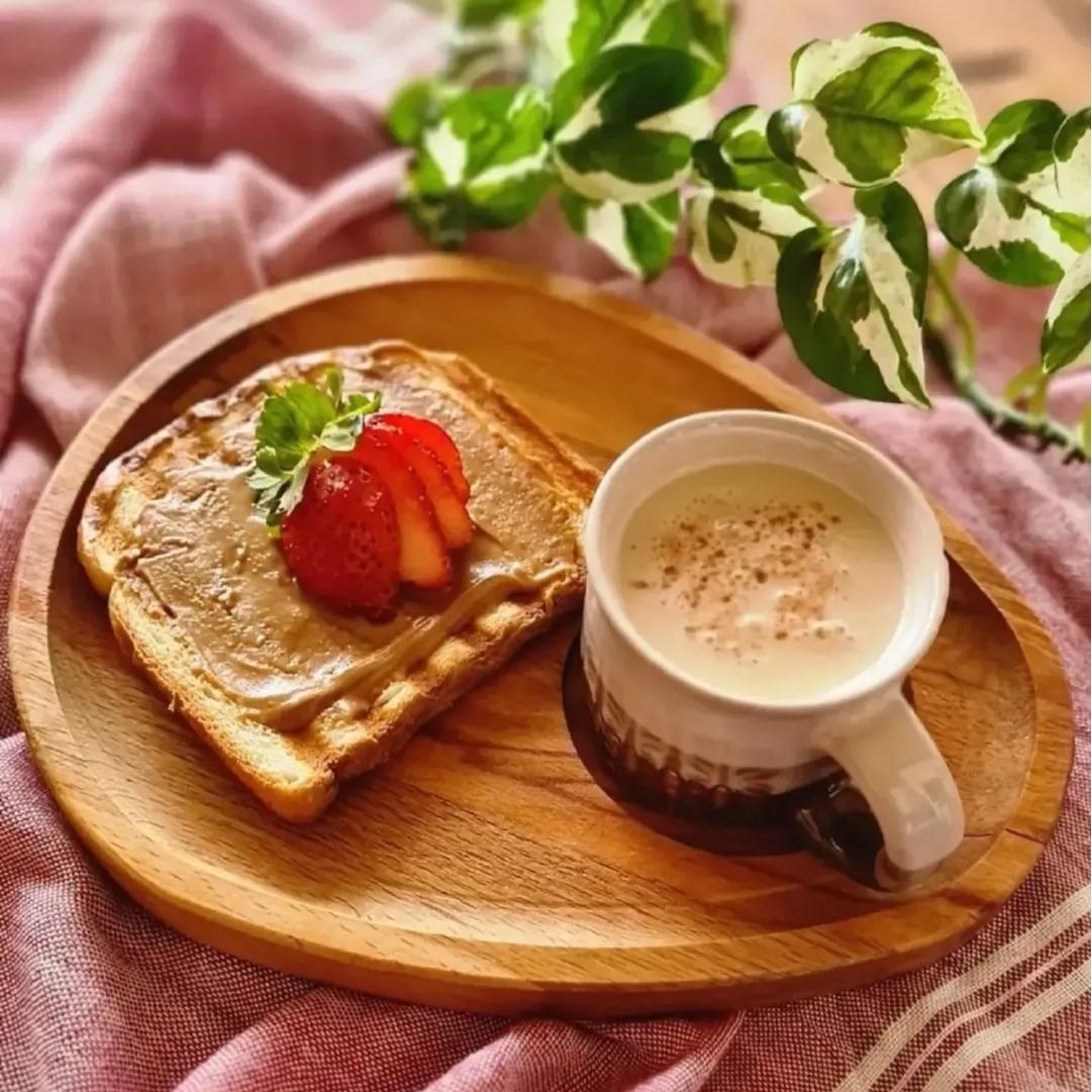 زیر لیوانی چوبی طرح تخم مرغی