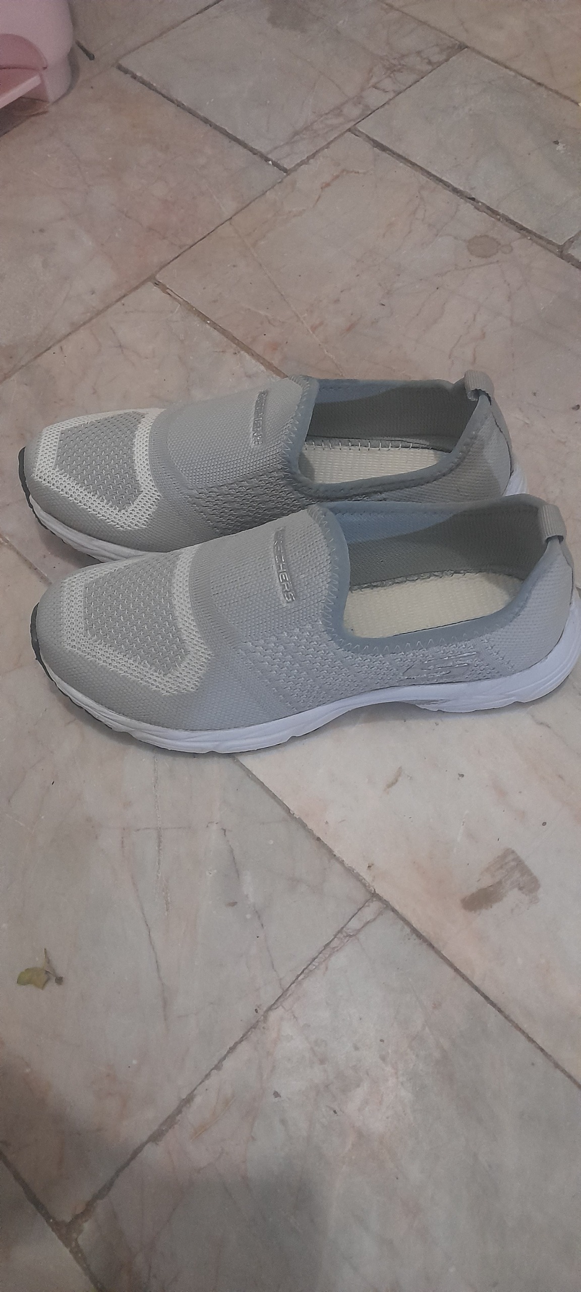 کفش مردانه اسکیچرز