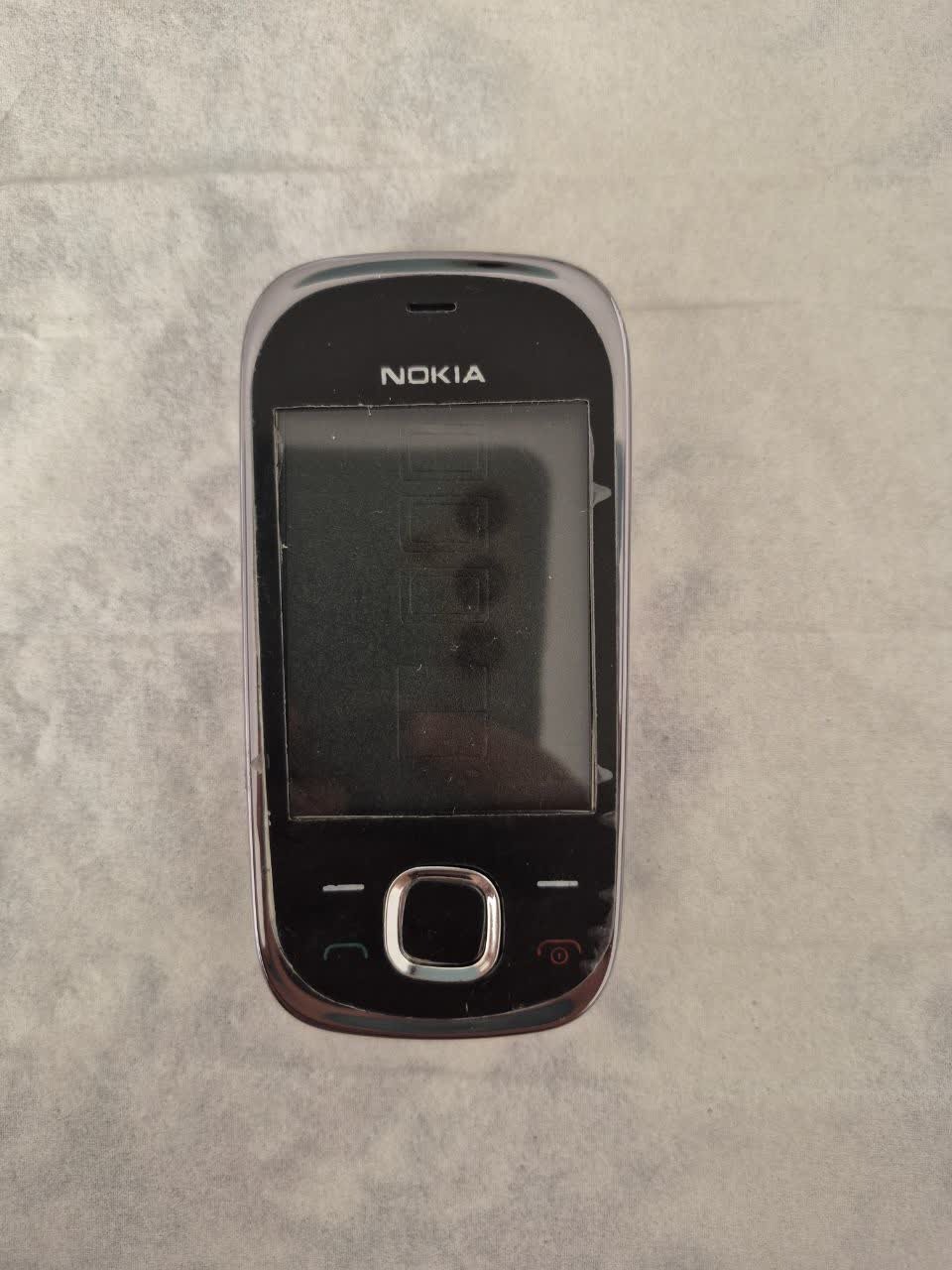 قاب کامل و اورجینال نوکیا 7230