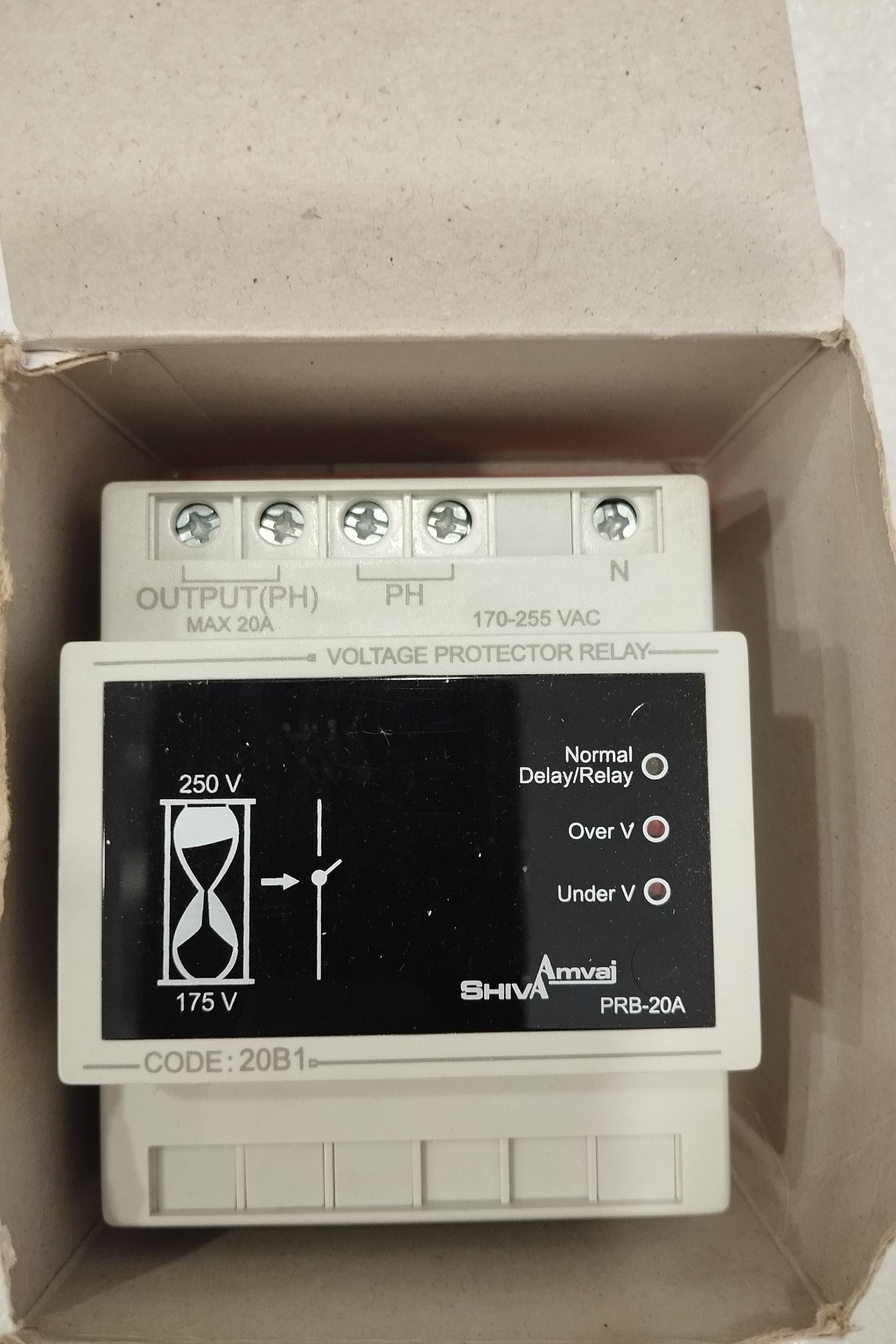 محافظ ولتاژ تکفاز