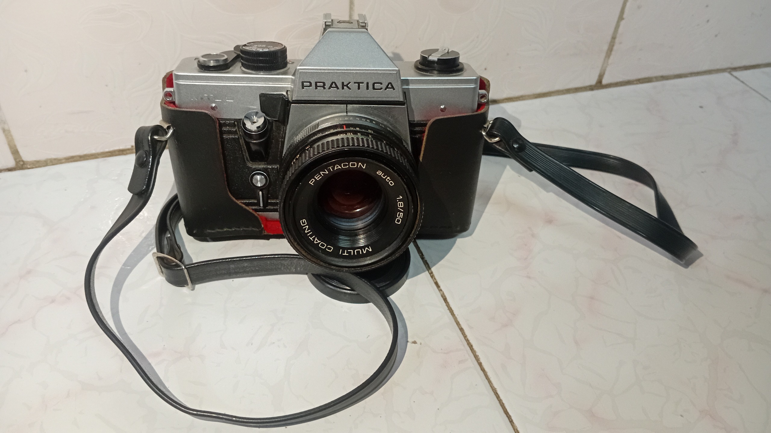 دوربین پراکتیکا MLT5