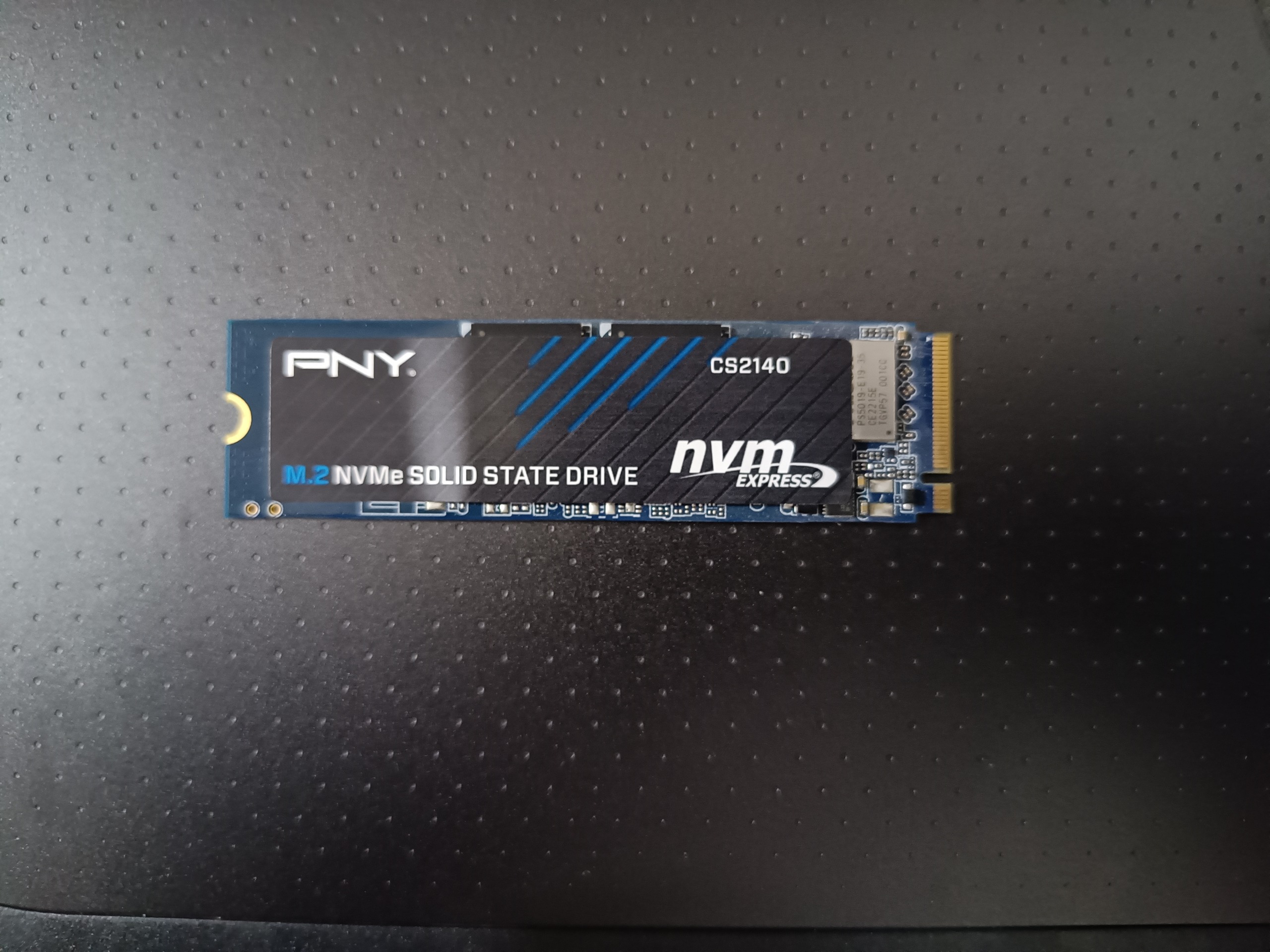Ssd nvme 500G pny G4