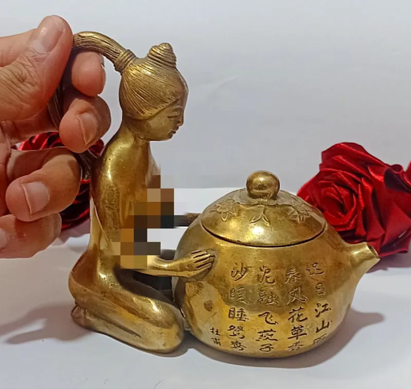مجسمه آنتیک طرح قوری برنجی