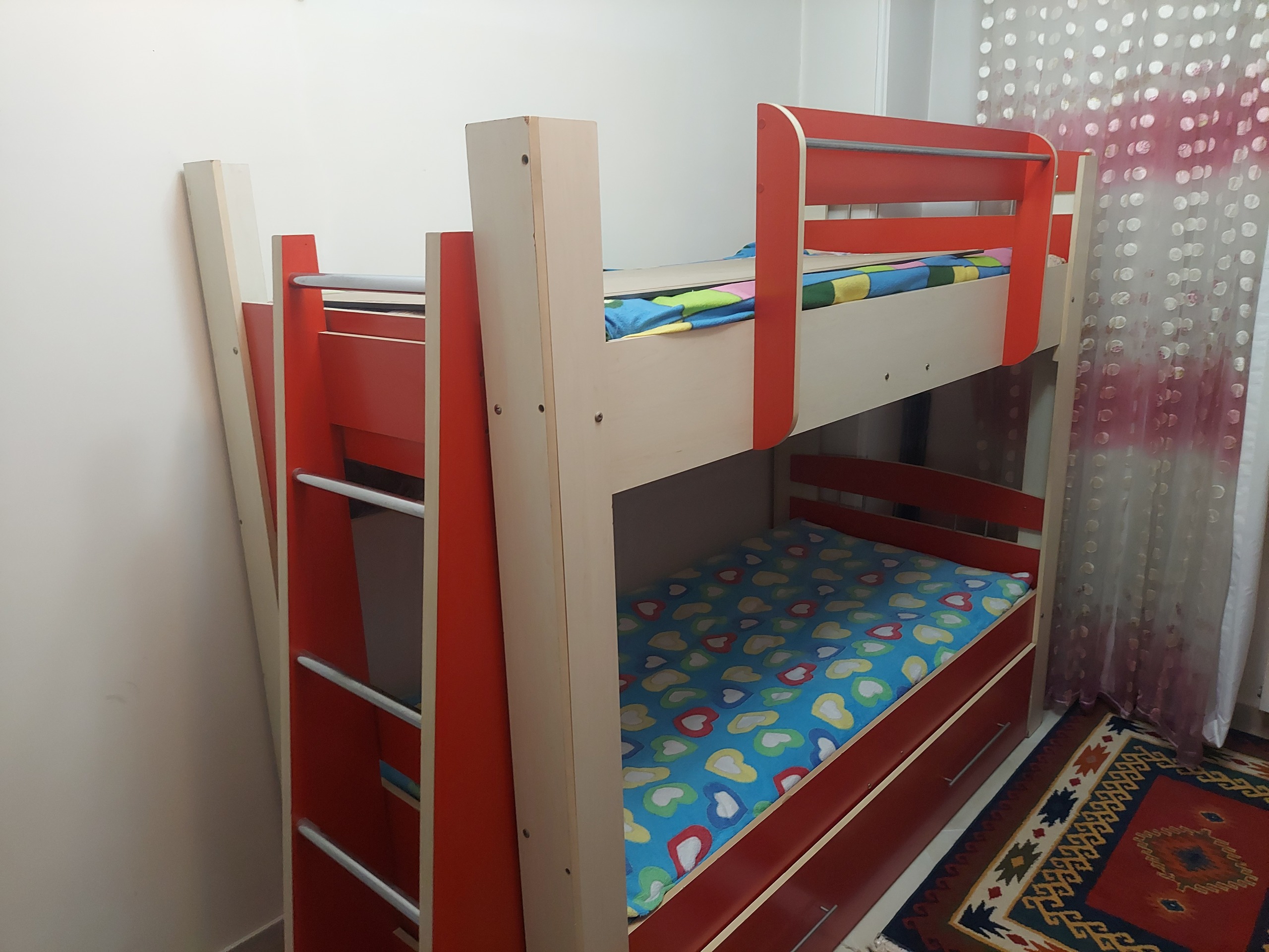 تخت خواب دو طبقه