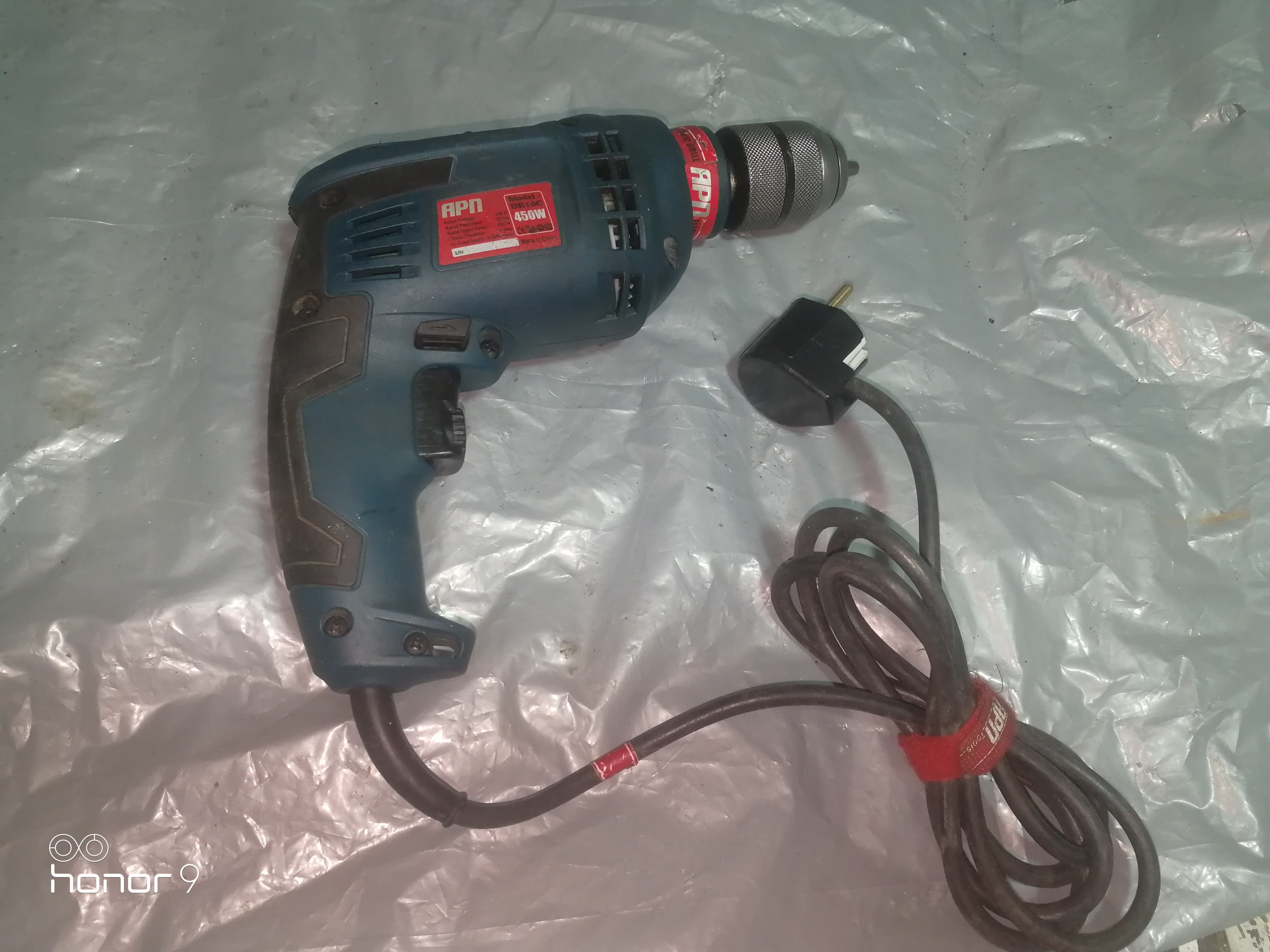 دریل و پیچگوشتی apn