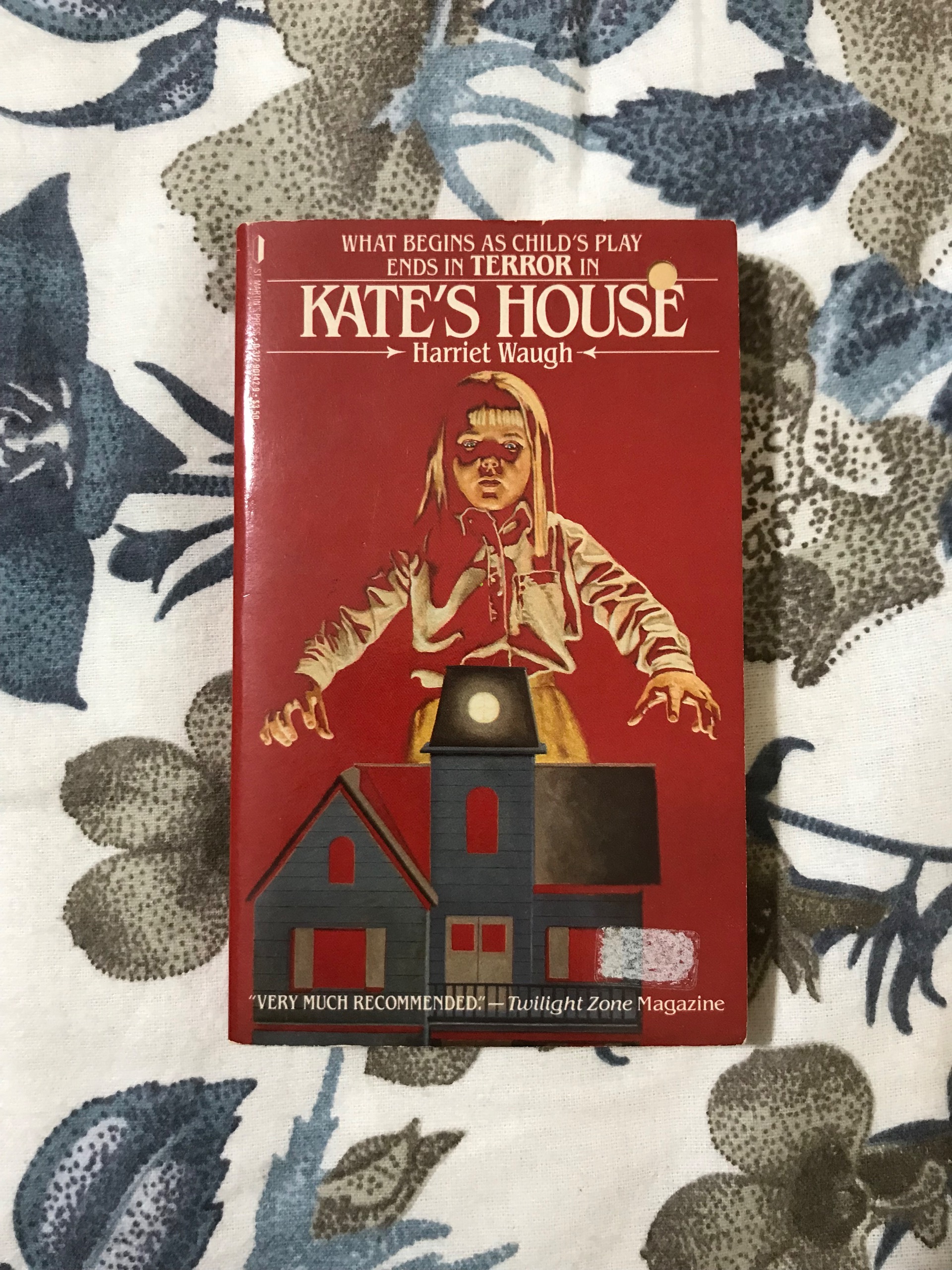 Kates House by Harriet Waugh رمان انگلیسی