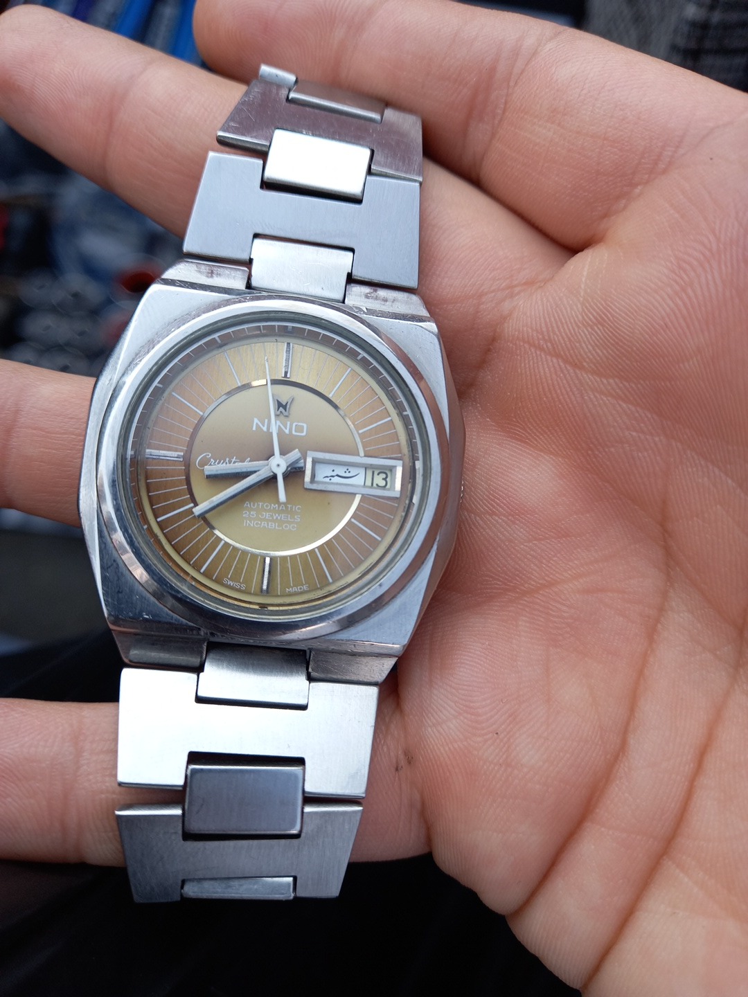 ساعت نیکو سوسیس