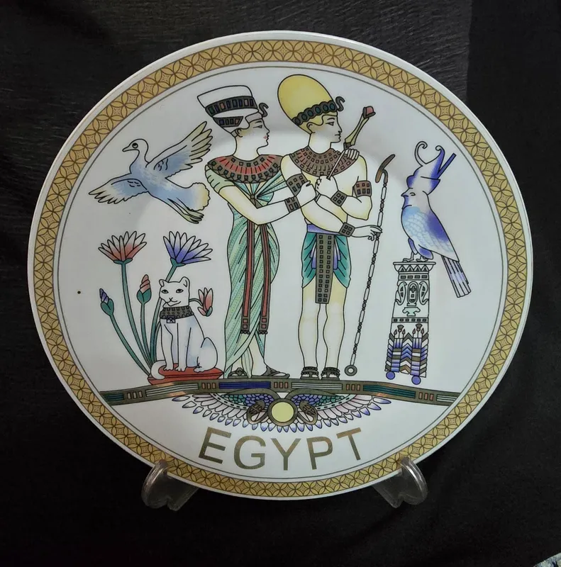 بشقاب مصری نایاب