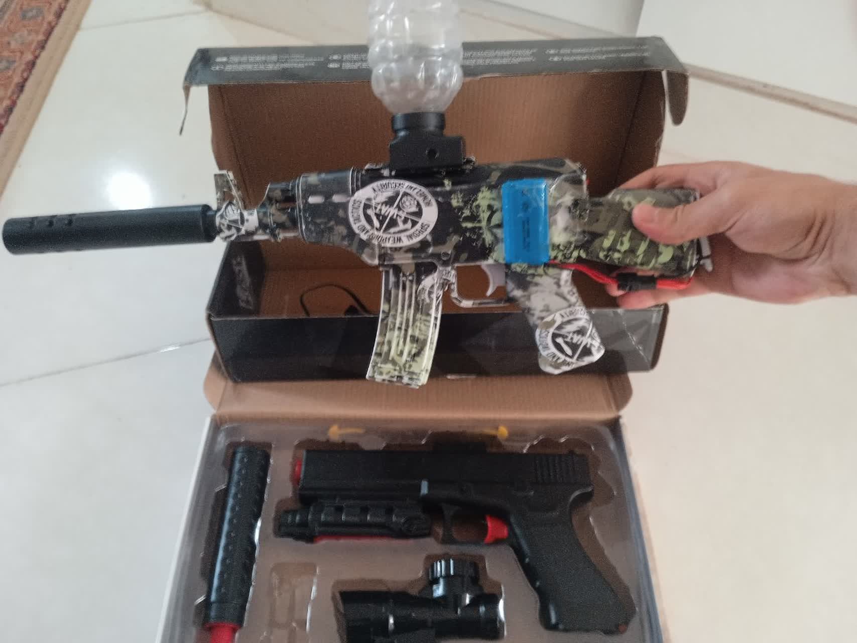 تفنگ تیر ژله ای شارژی در حد نو