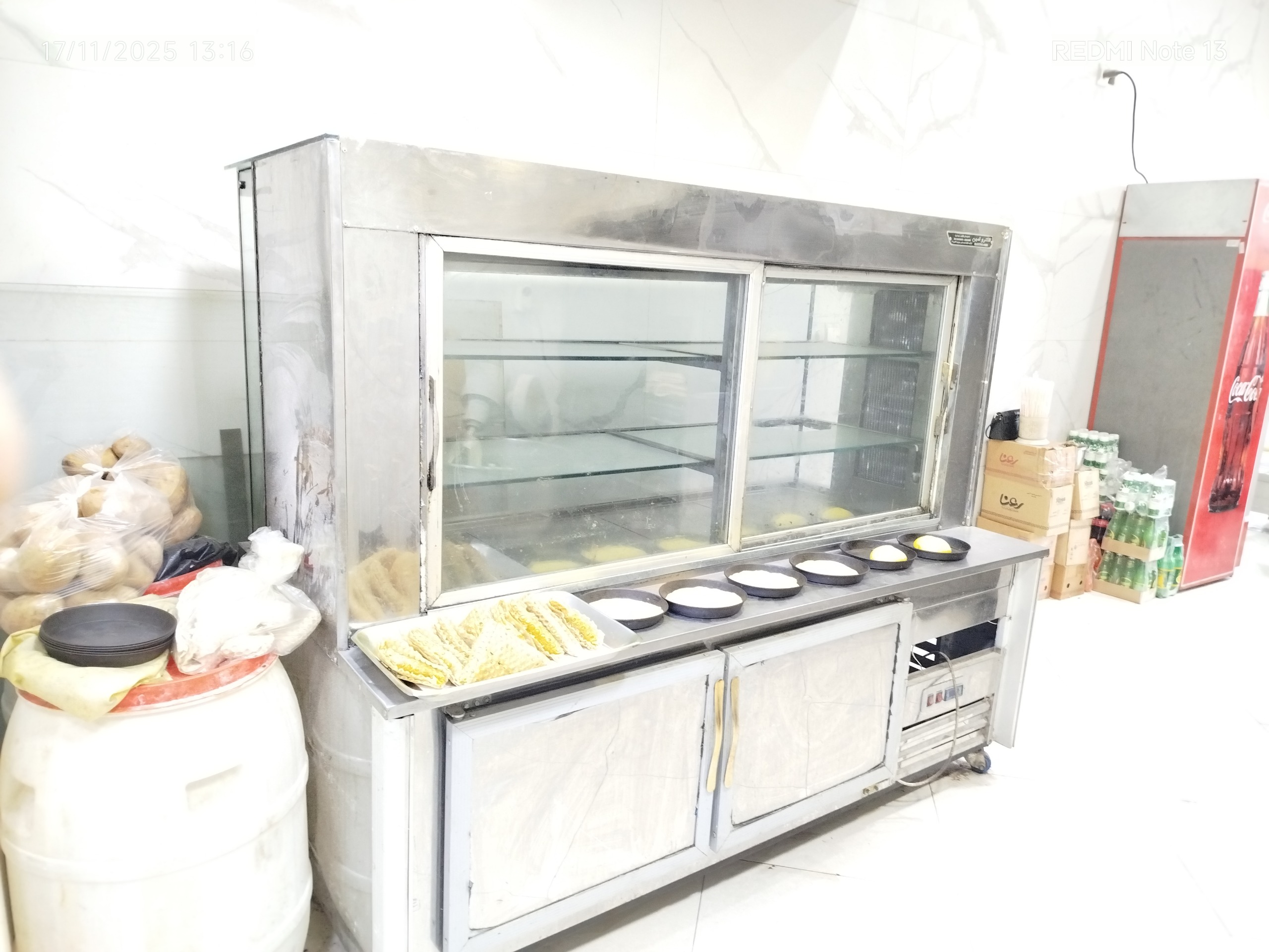 یخچال ویترینی سالم