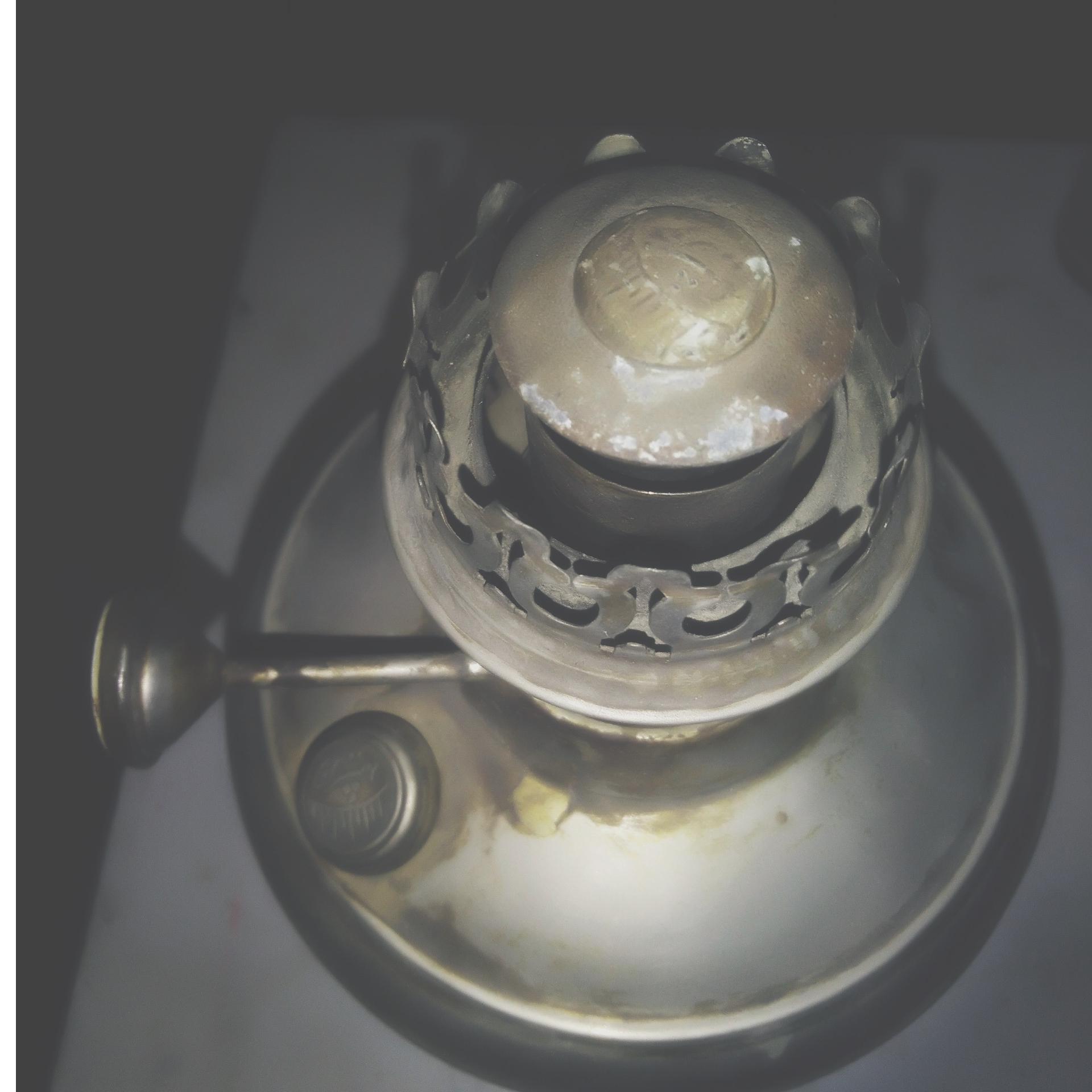 چراغ روشنایی نفتی