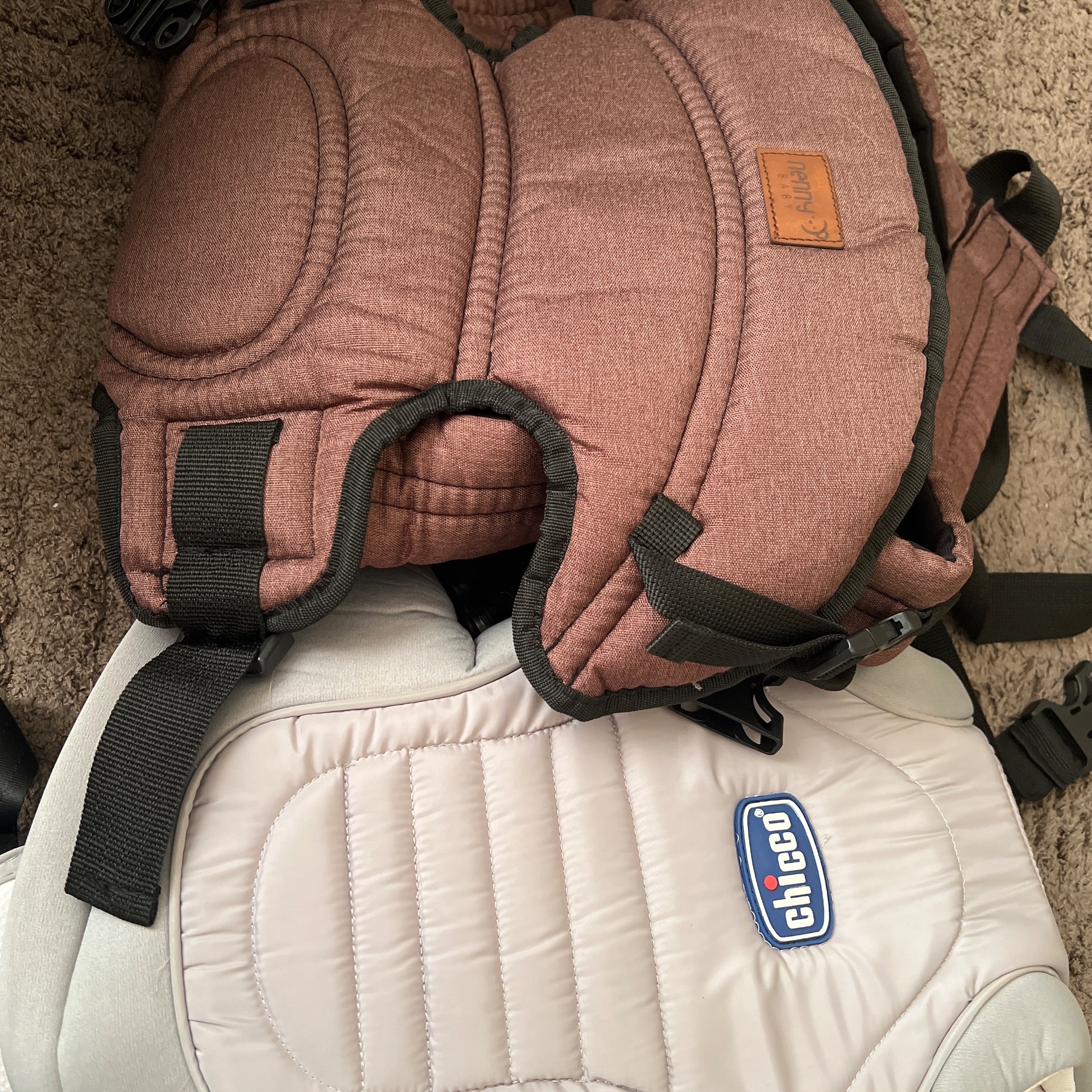 آغوشی چیکو و ننی