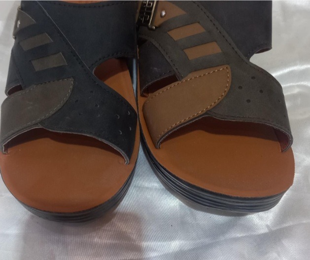 دمپایی مردانه جفت پای راست