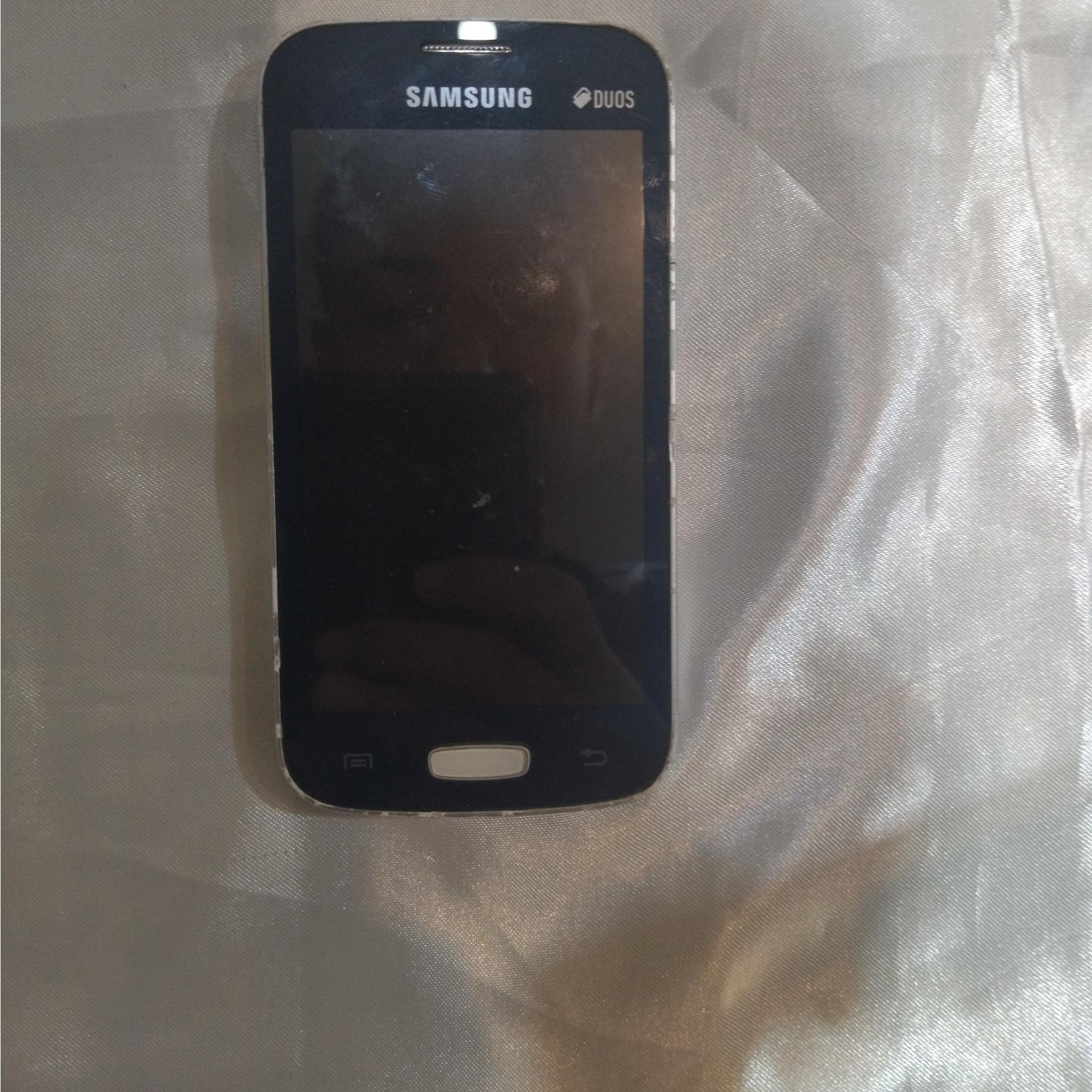 گوشی سامسونگ قدیمی