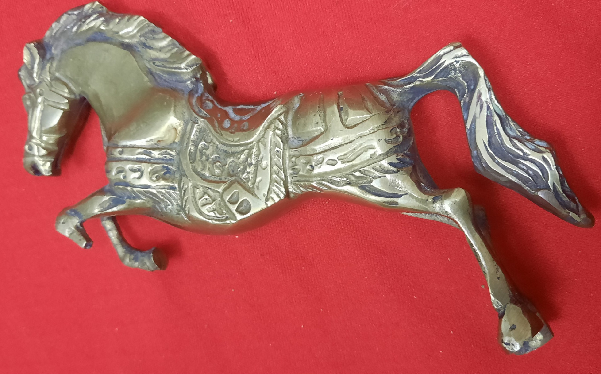 اسب برنجی قدیمی سنگین وزن