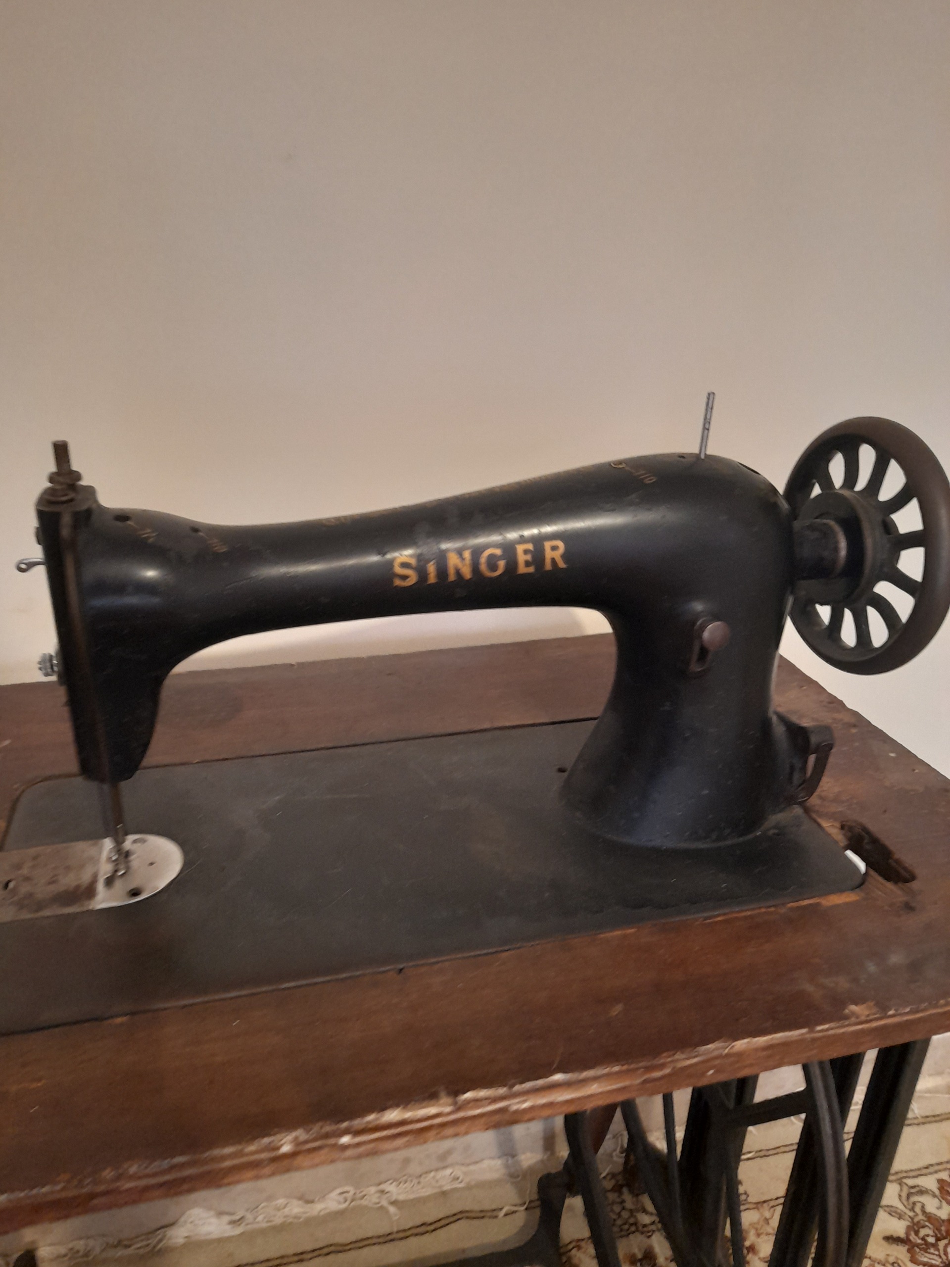 چرخ خیاطی سینگر