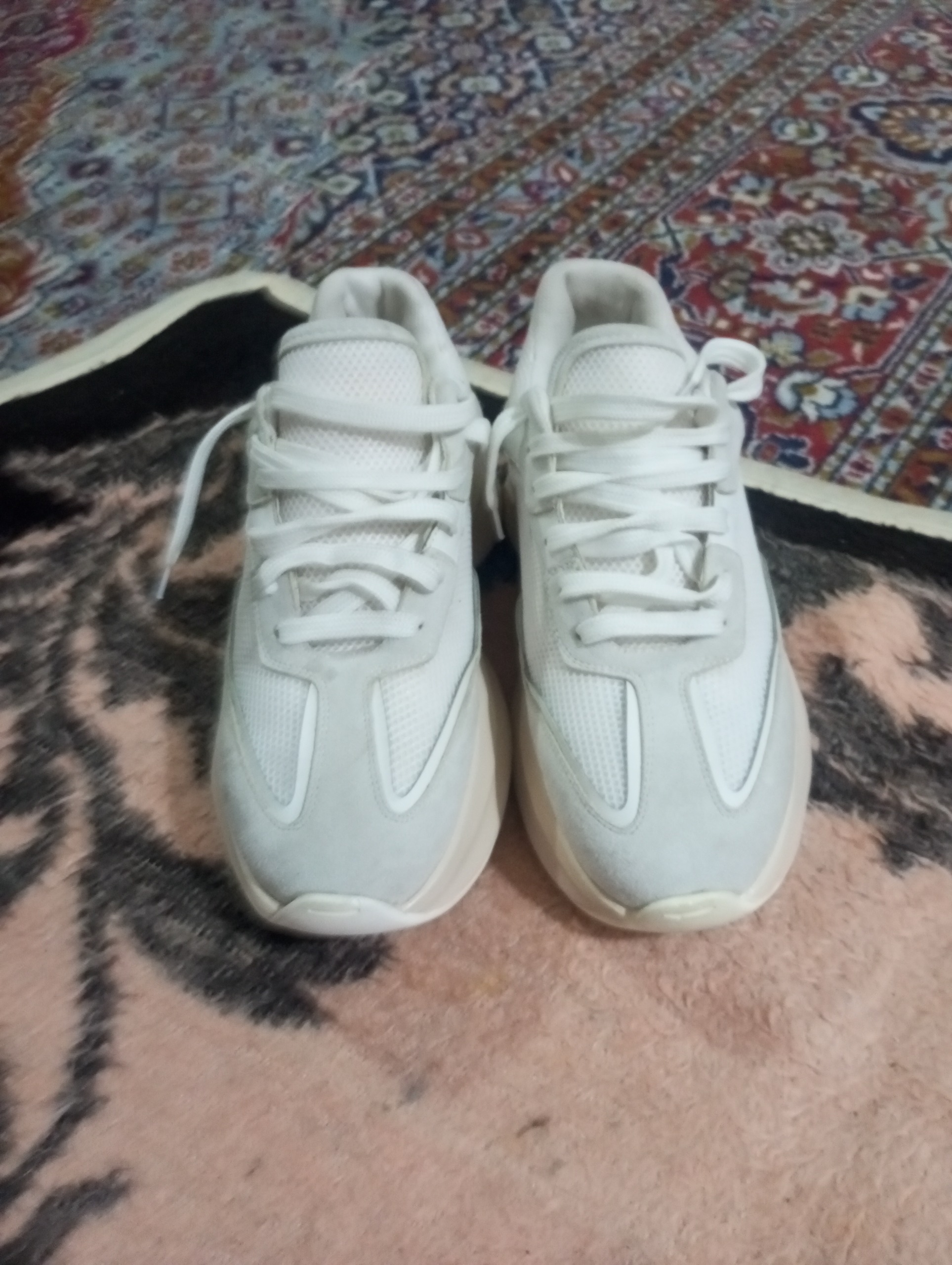 کفش کتونی سبک و راحت ورزش و روزمره
