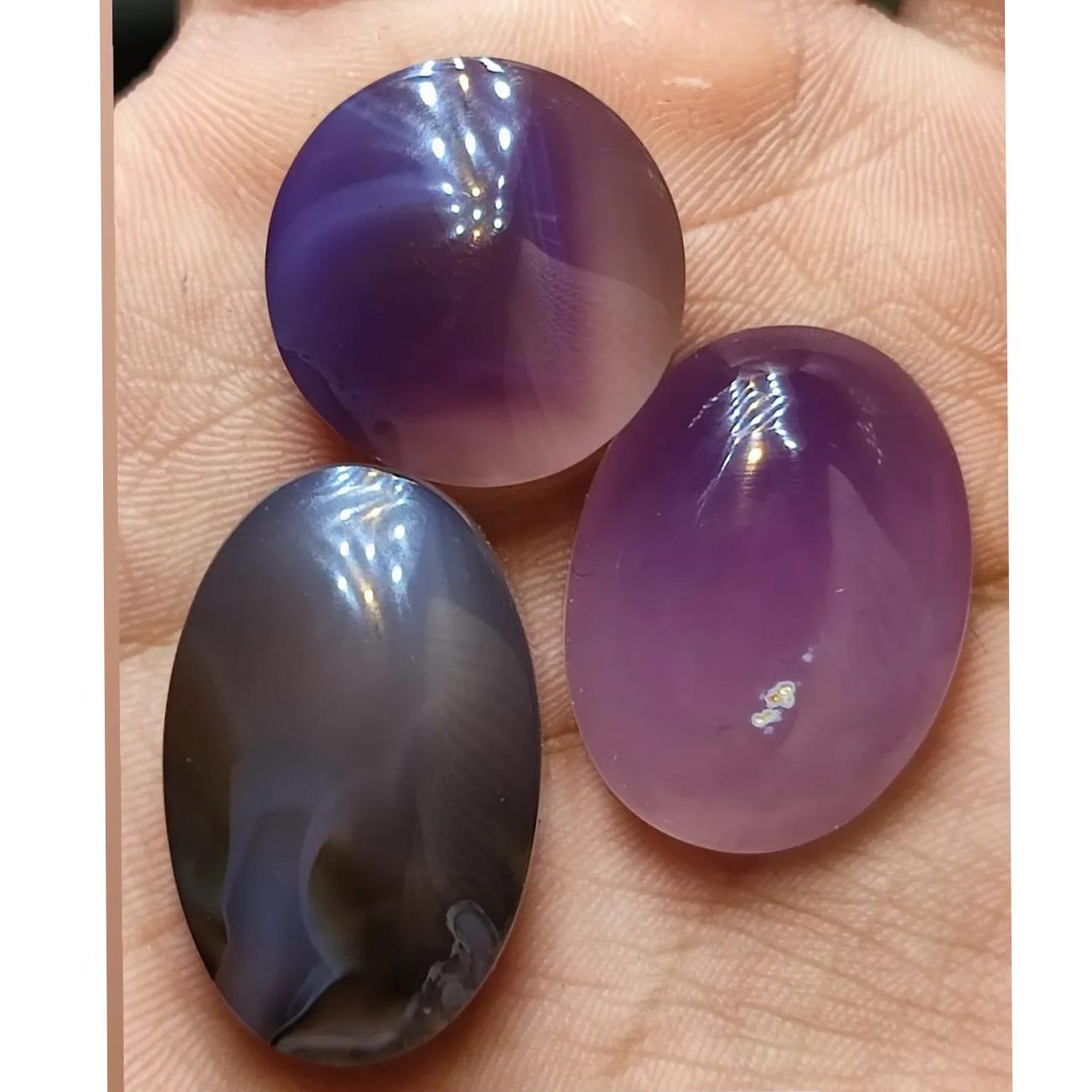 نگین عقیق سوسنی و دودی