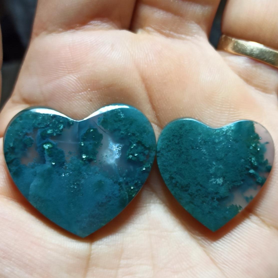 نگین عقیق خزه ای