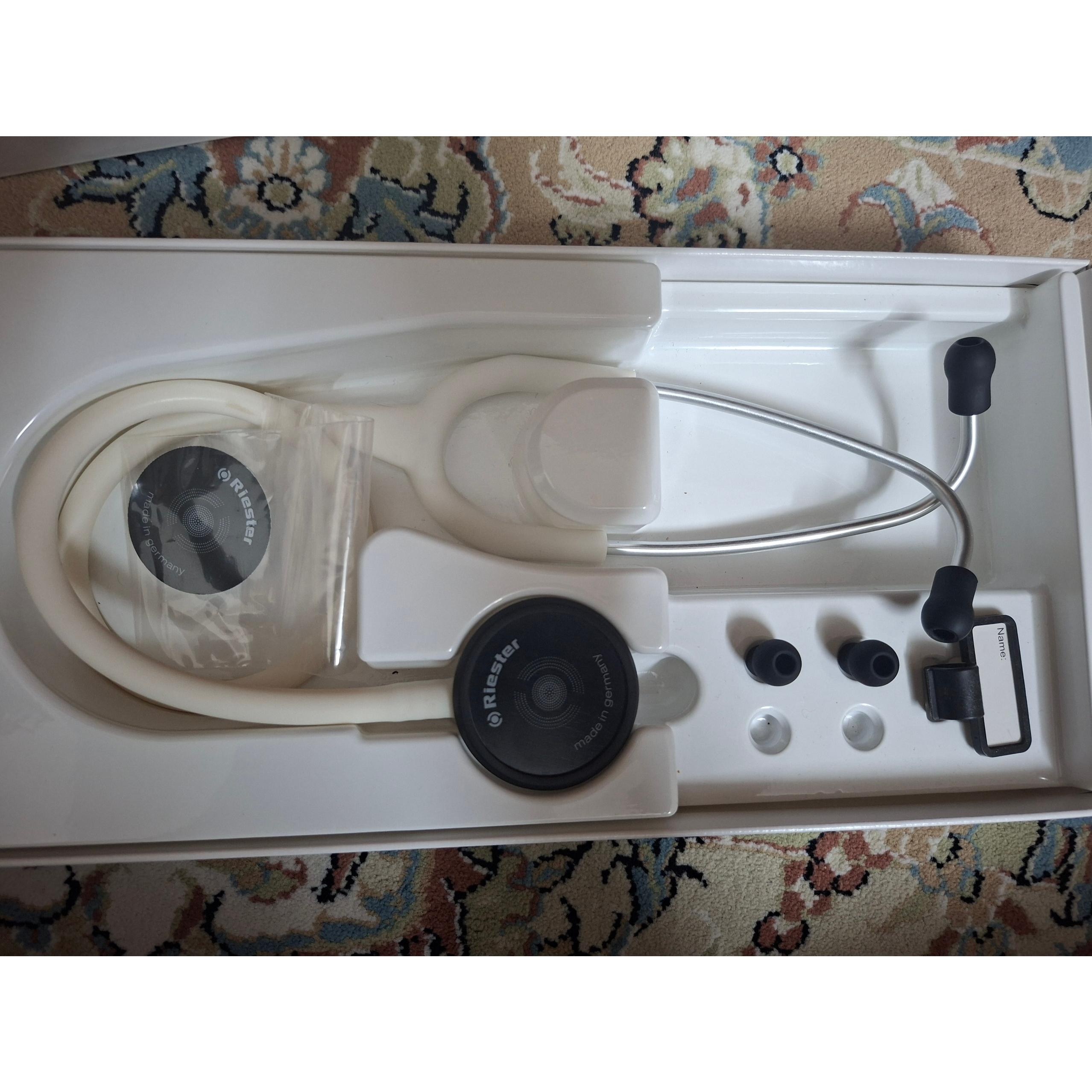 گوشی پزشکی سفید ریشتر 4200 02