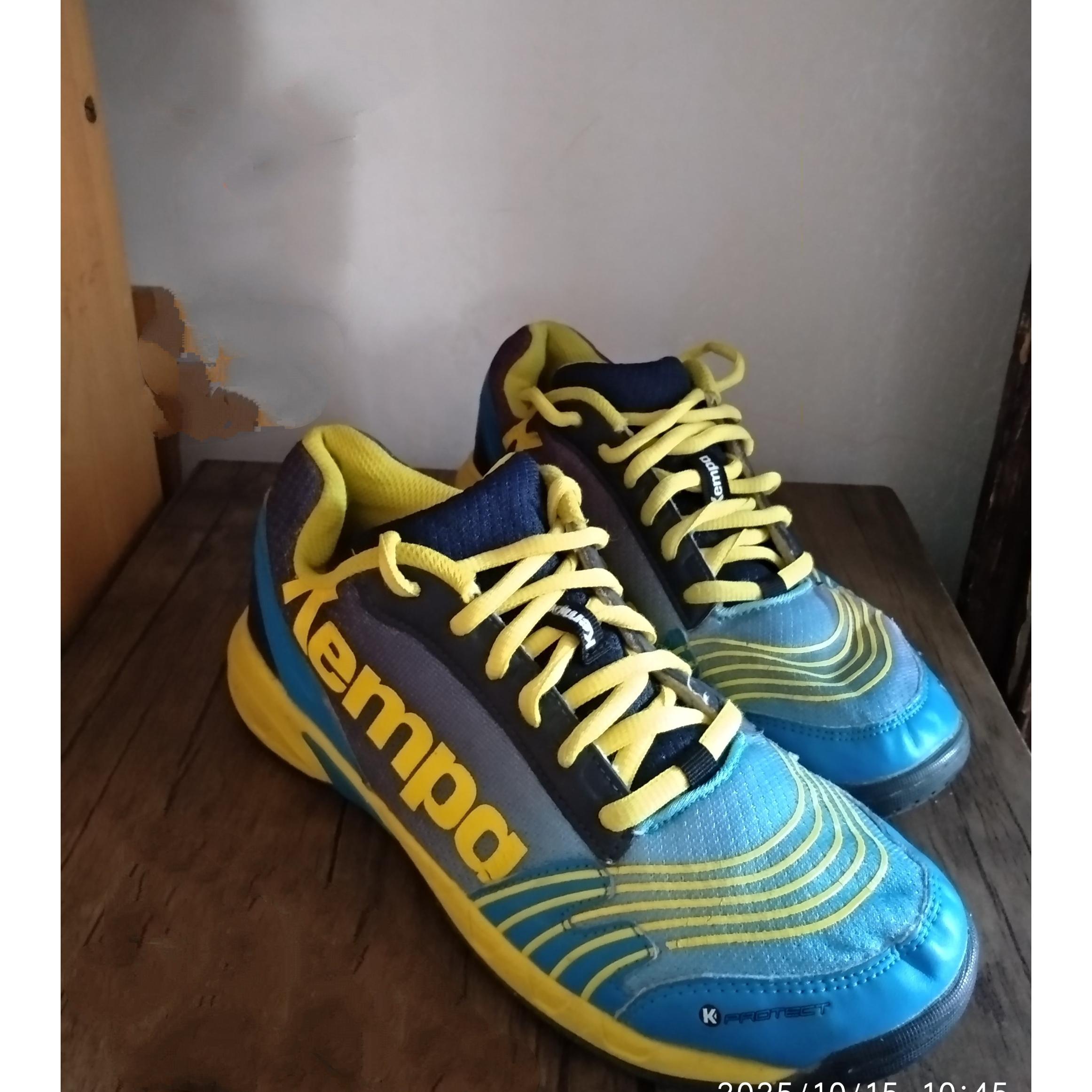 کفش ورزشی اصل