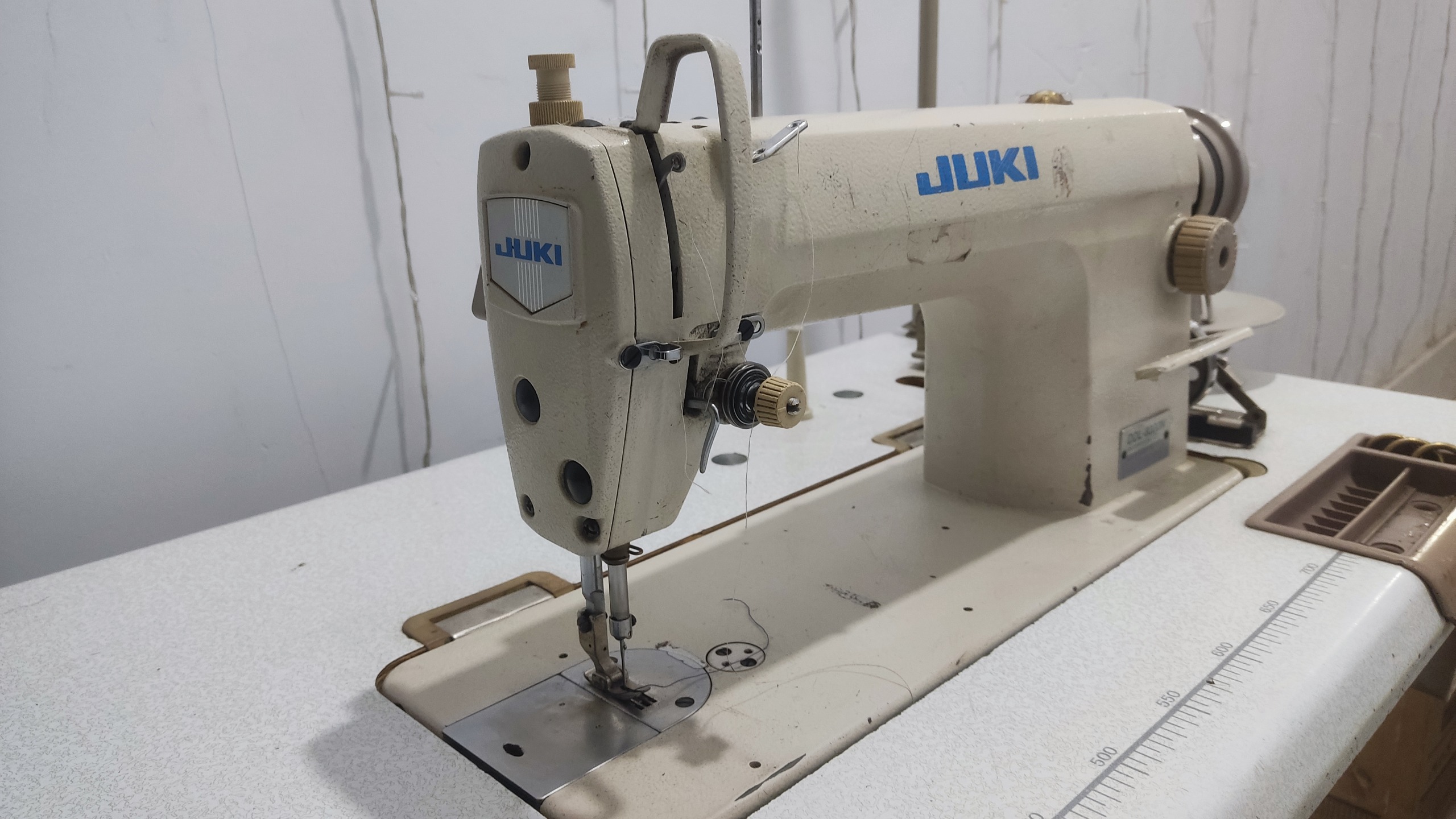 چرخ خیاطی جوکی