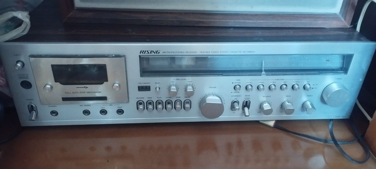 استریو قدیمی سالمو کمیاب