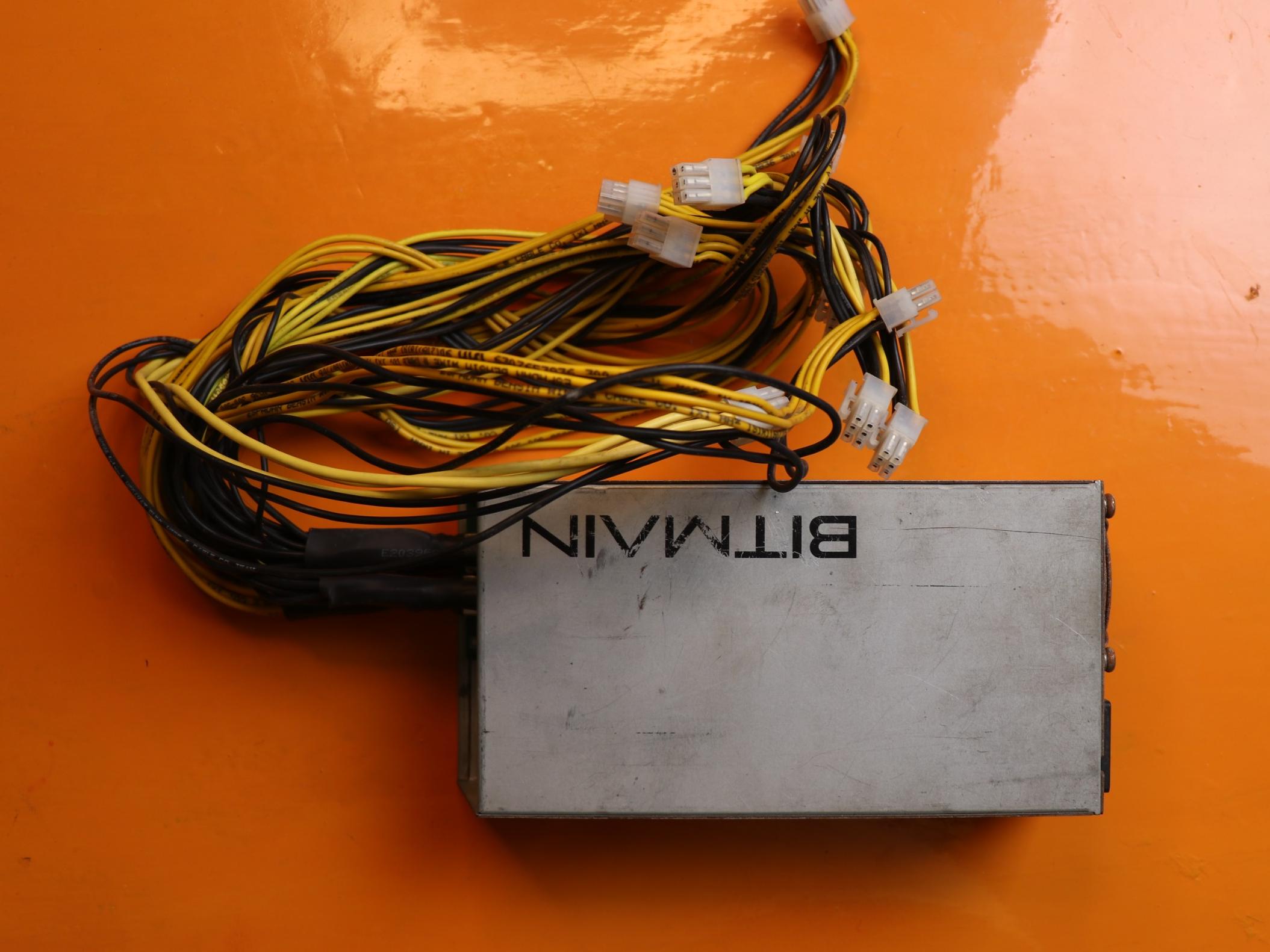 پاور انت ماینر بیت مین مدل Bitmain APW3 1600W