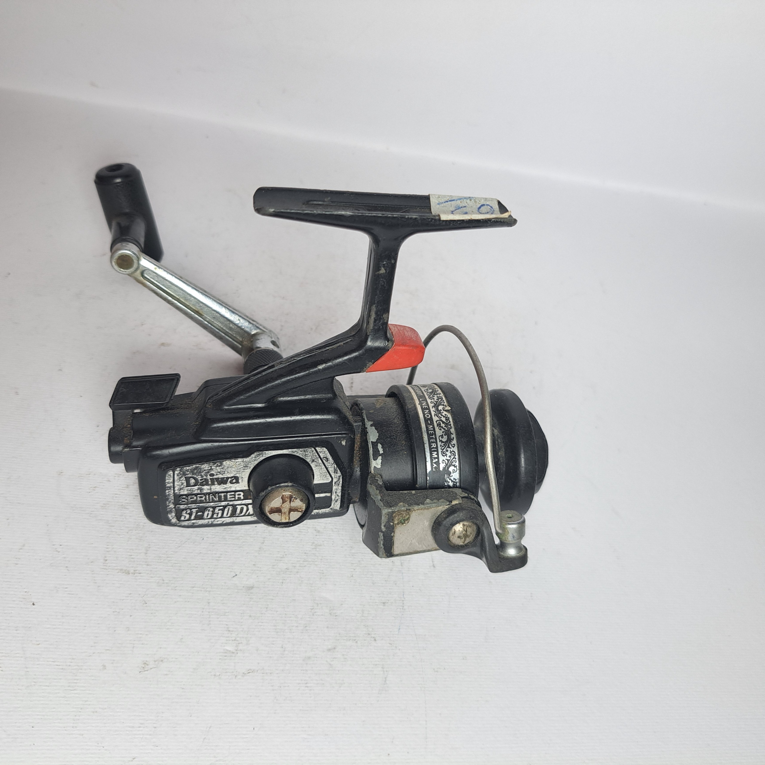 چرخ ماهیگیری دایوا اسپرینتر st650dx