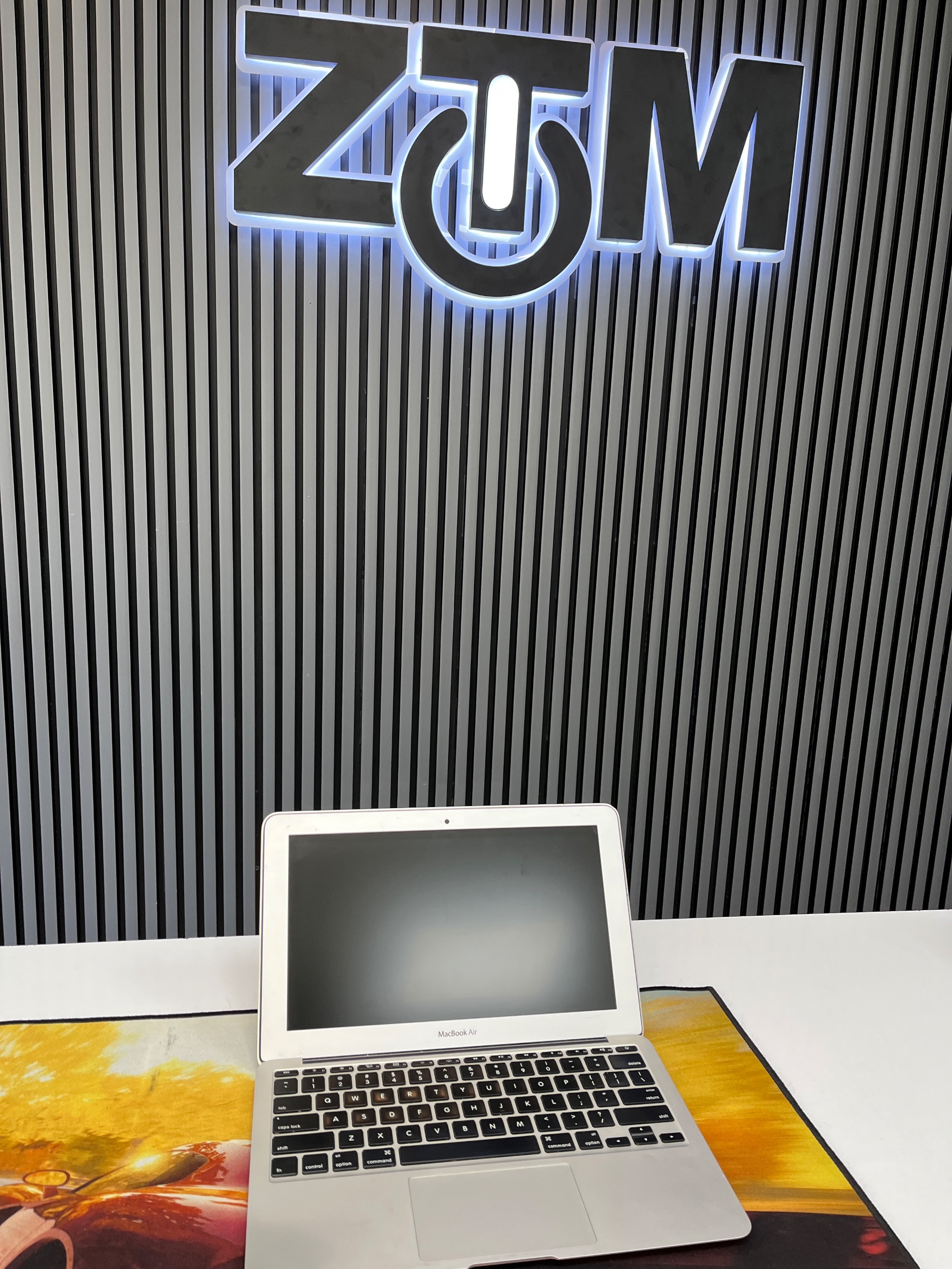 لپ تاپ macbook air