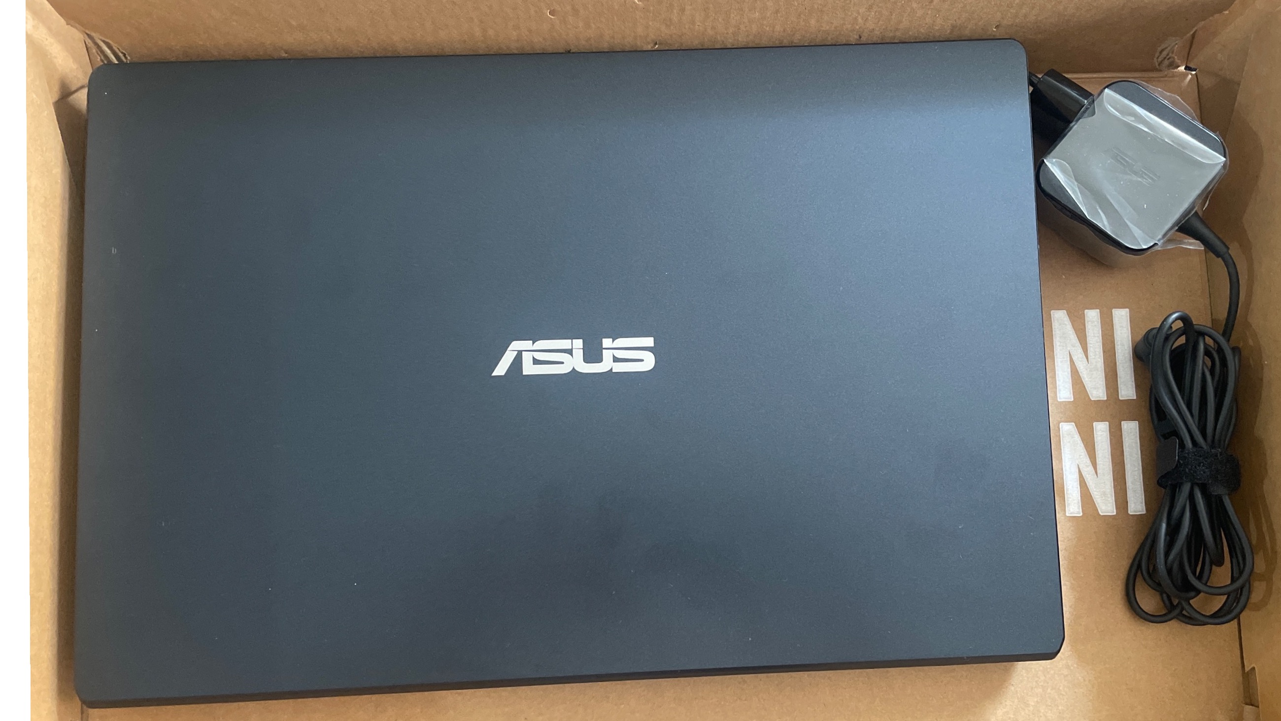 لپ تاپ ایسوس vivobook 410m