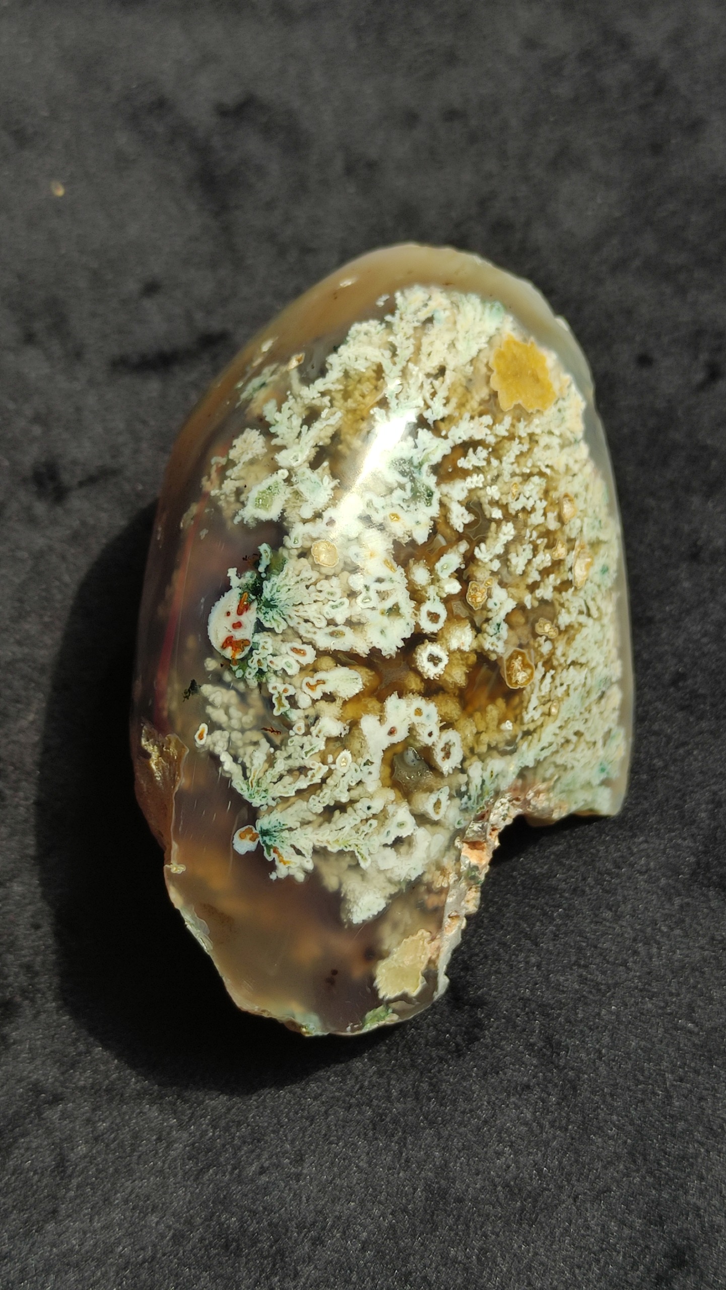 سنگ عقیق شجر بهاری