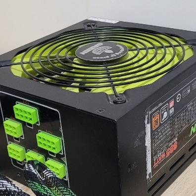 پاور گرین نیمه ماژولار 885 وات مدل GP885B